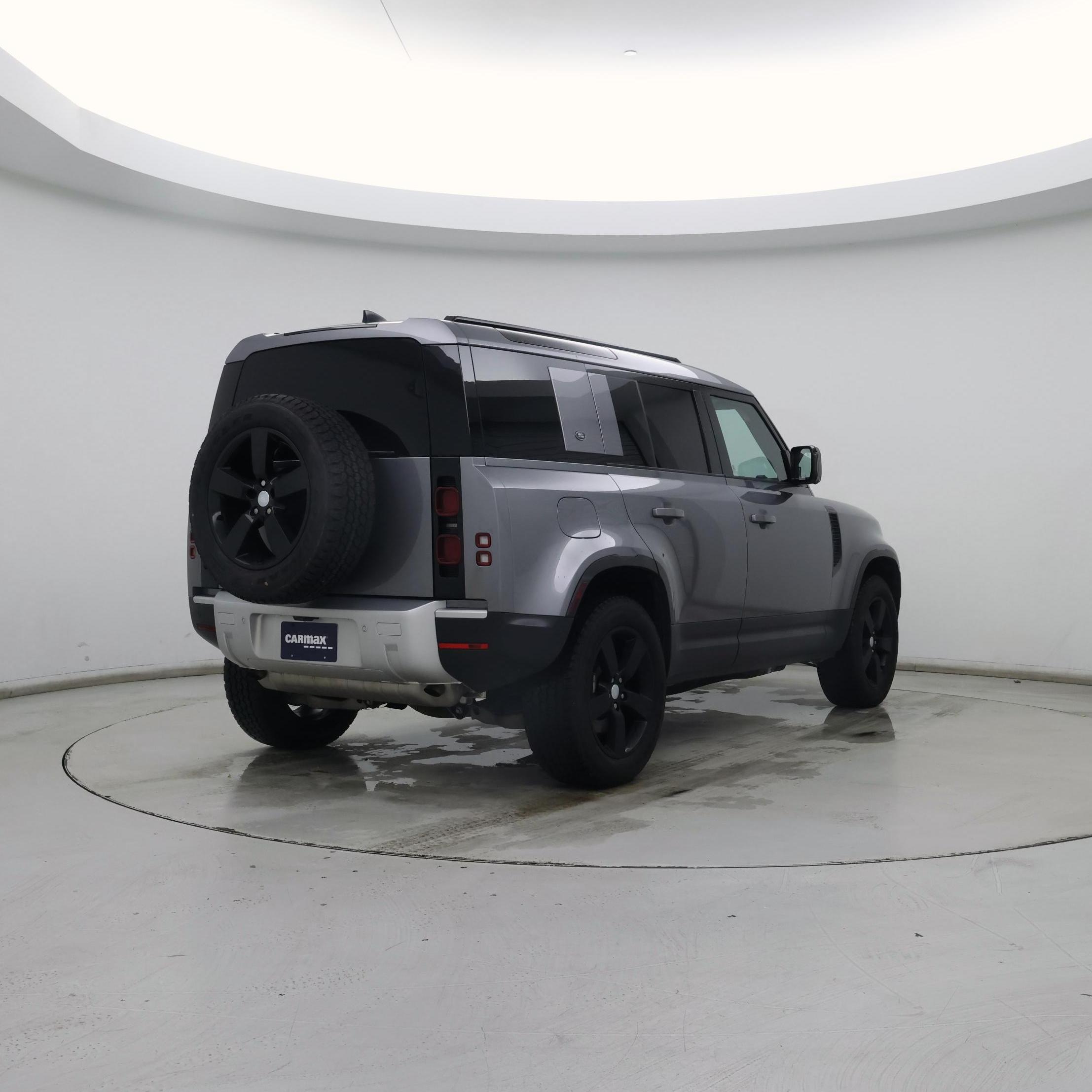 Thumbnail: 2024 Land Rover Defender - 8