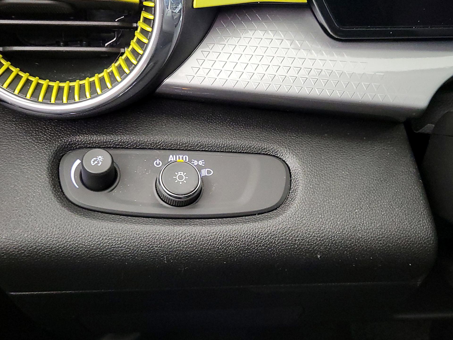 Thumbnail: 2025 Chevrolet Trax - 13