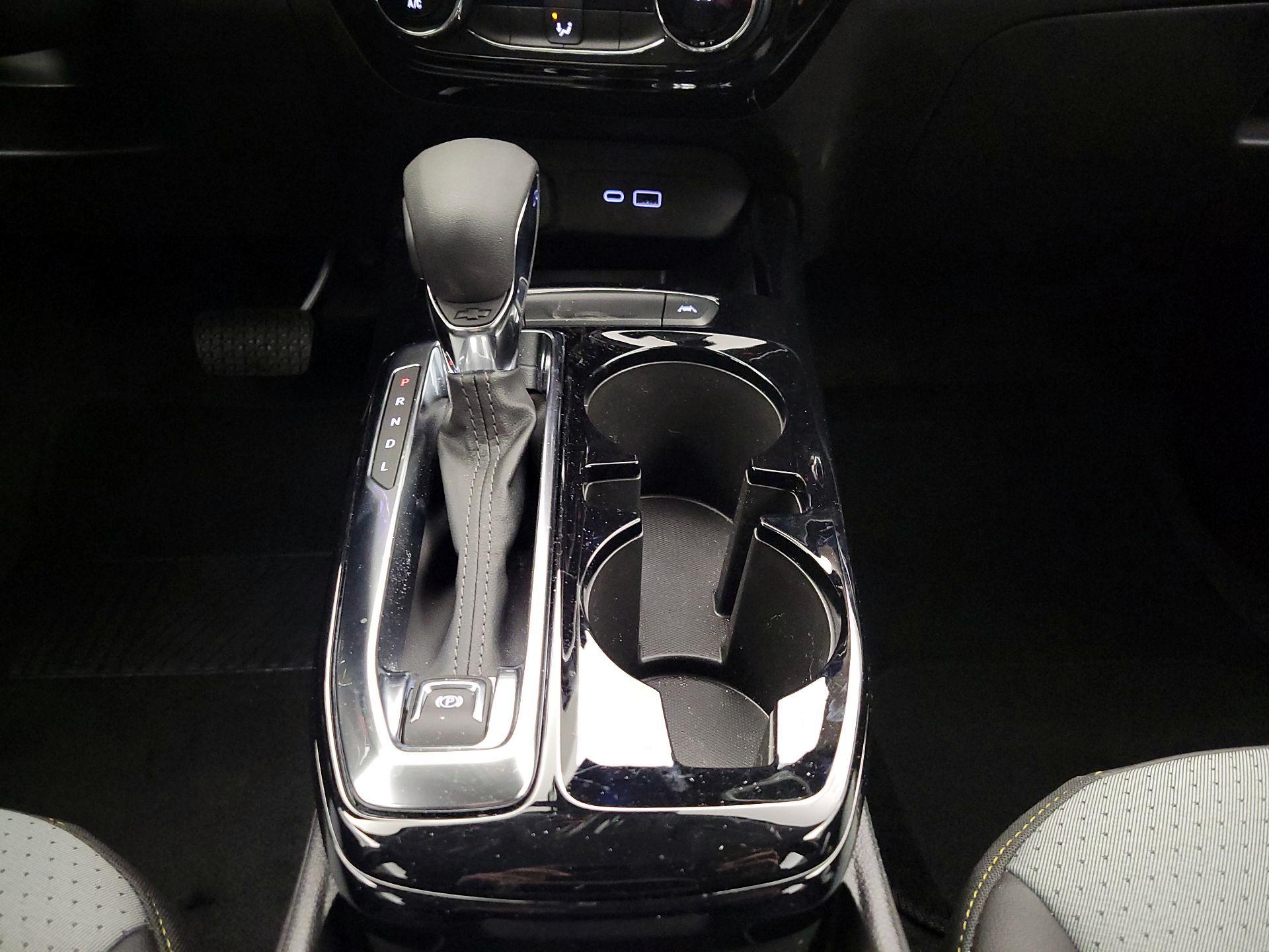 Thumbnail: 2025 Chevrolet Trax - 17