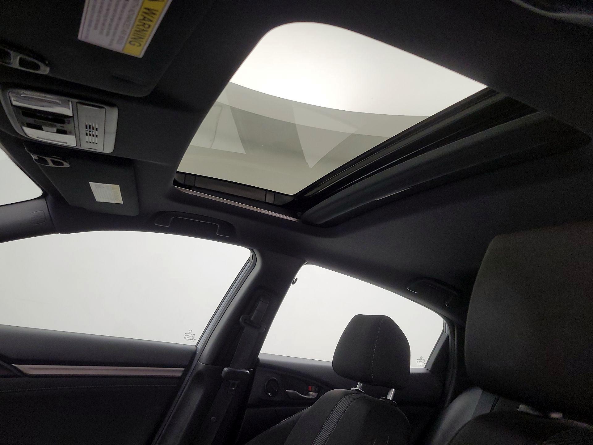 Thumbnail: 2019 Honda Civic - 19