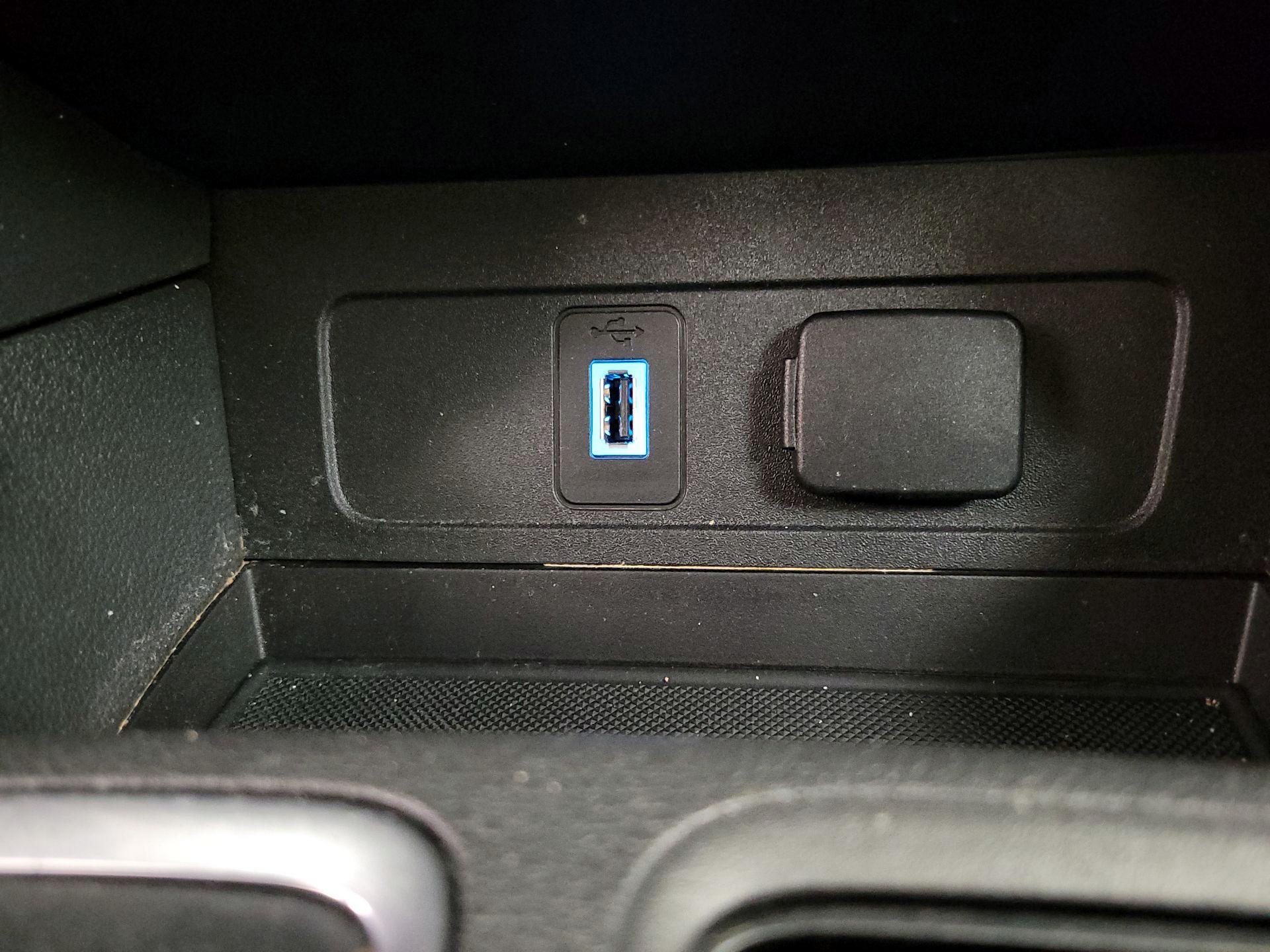 Thumbnail: 2018 Ford Escape - 18