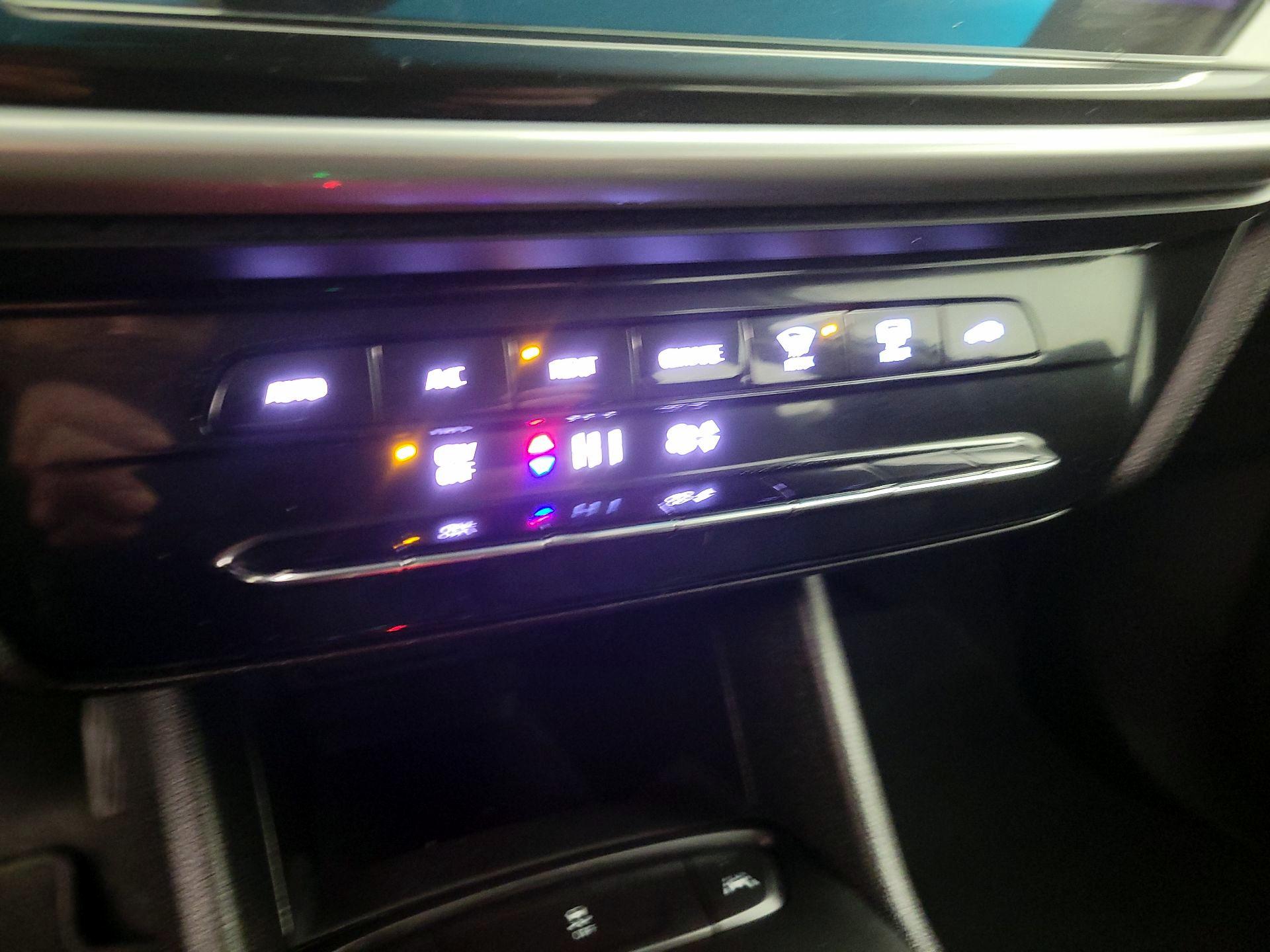 Thumbnail: 2023 Chevrolet Bolt EV - 17