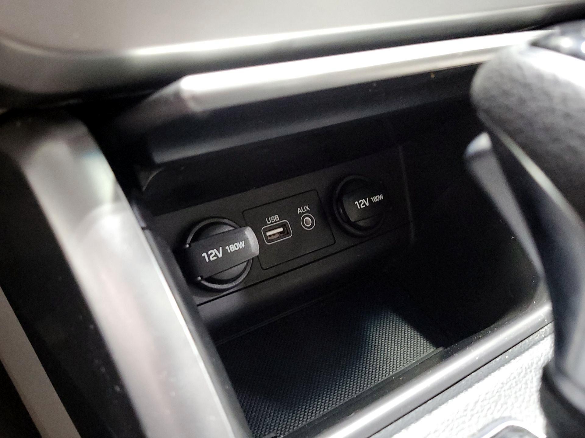 Thumbnail: 2017 Hyundai Sonata - 18