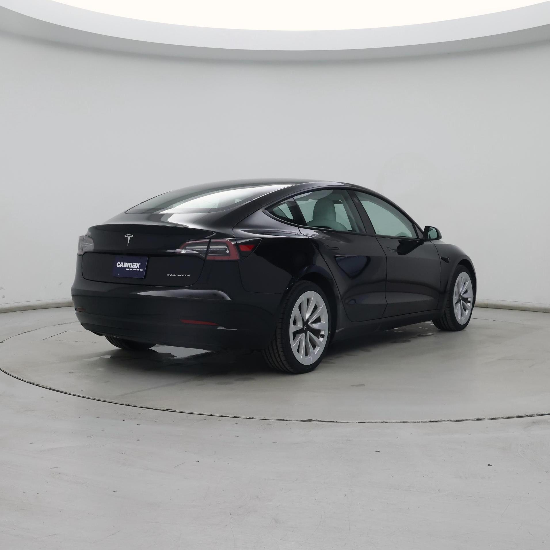 Thumbnail: 2021 Tesla Model 3 - 8