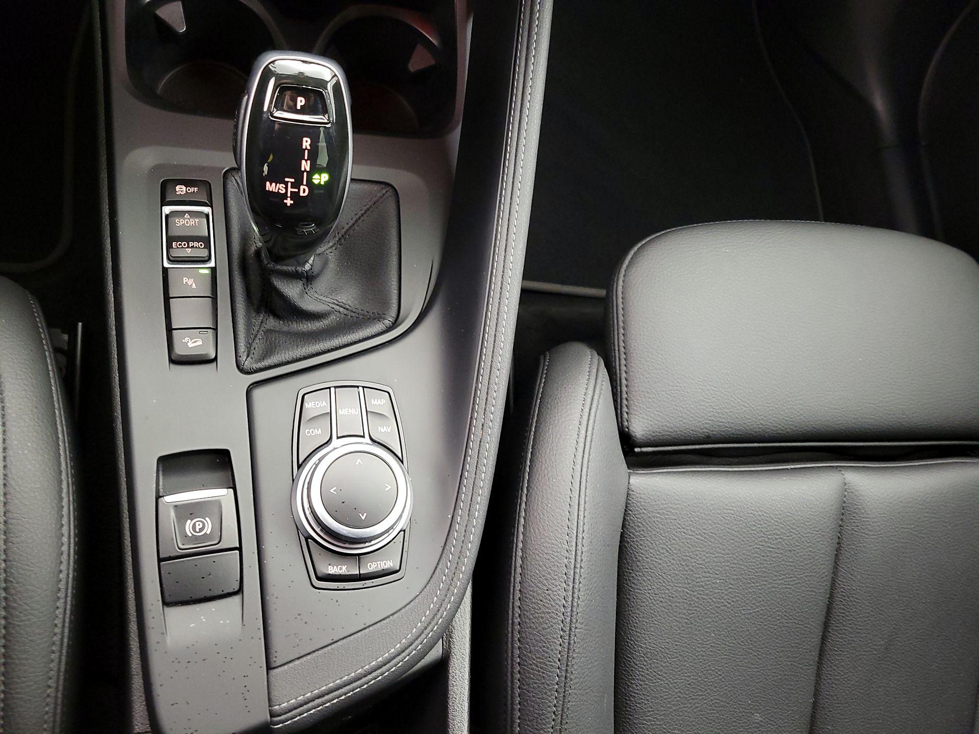 Thumbnail: 2021 BMW X2 - 18