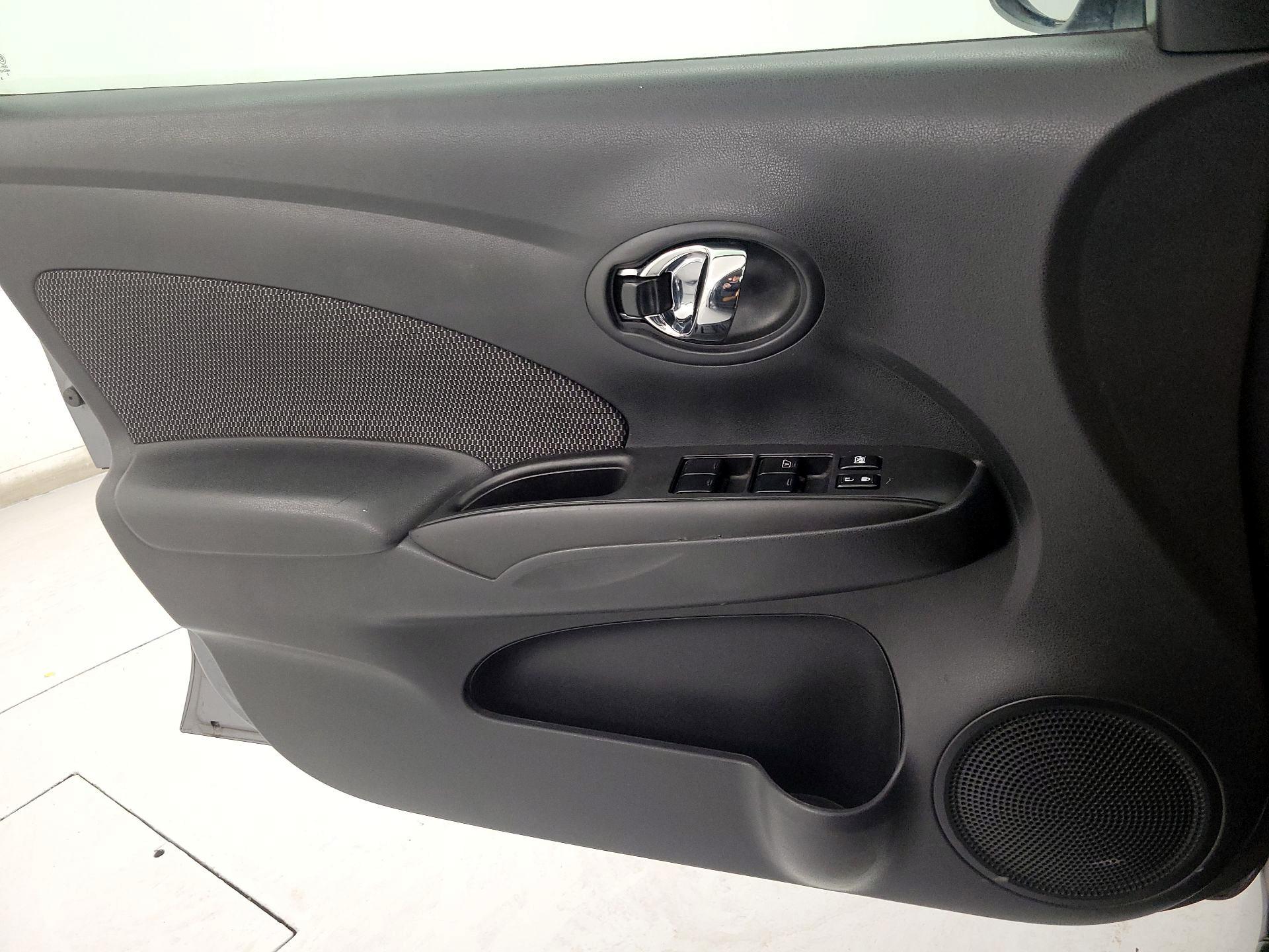 Thumbnail: 2016 Nissan Versa - 12