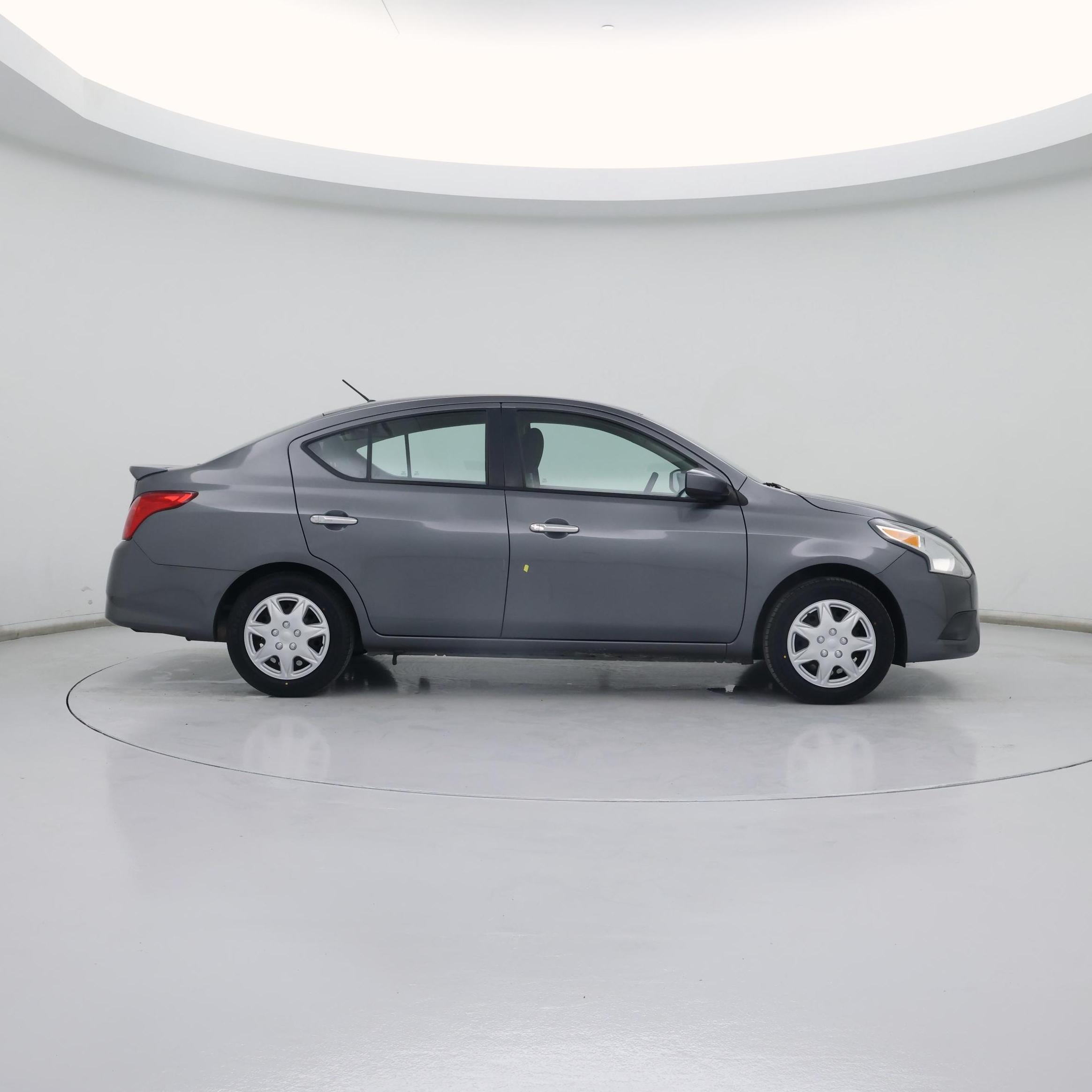 Thumbnail: 2016 Nissan Versa - 7