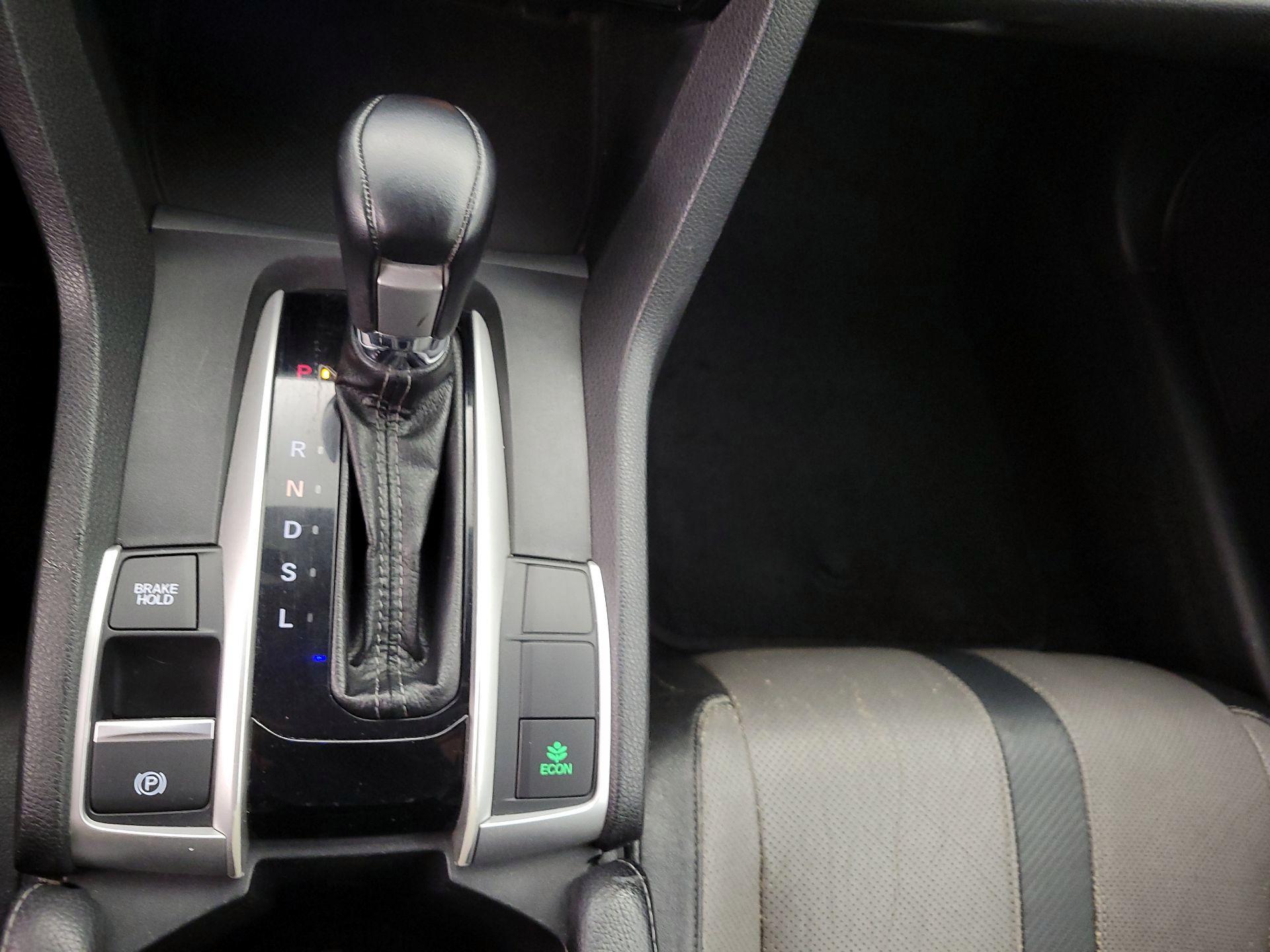 Thumbnail: 2016 Honda Civic - 17