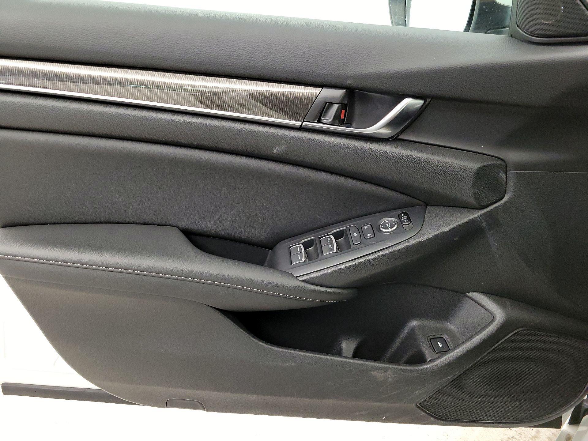 Thumbnail: 2020 Honda Accord - 12