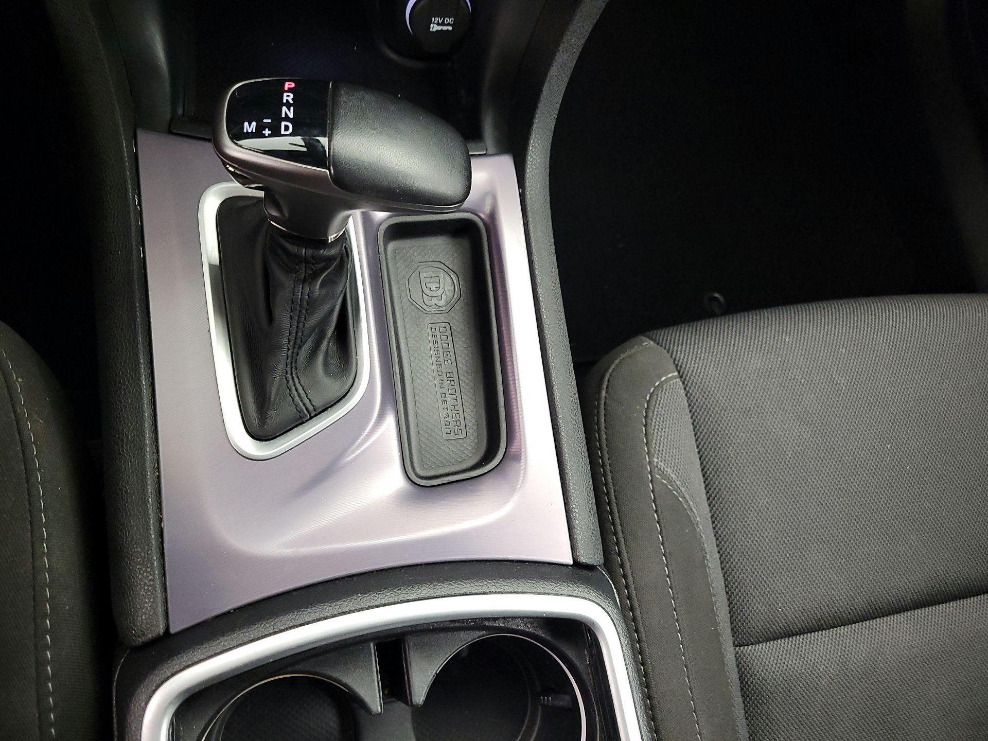 Thumbnail: 2020 Dodge Charger - 17