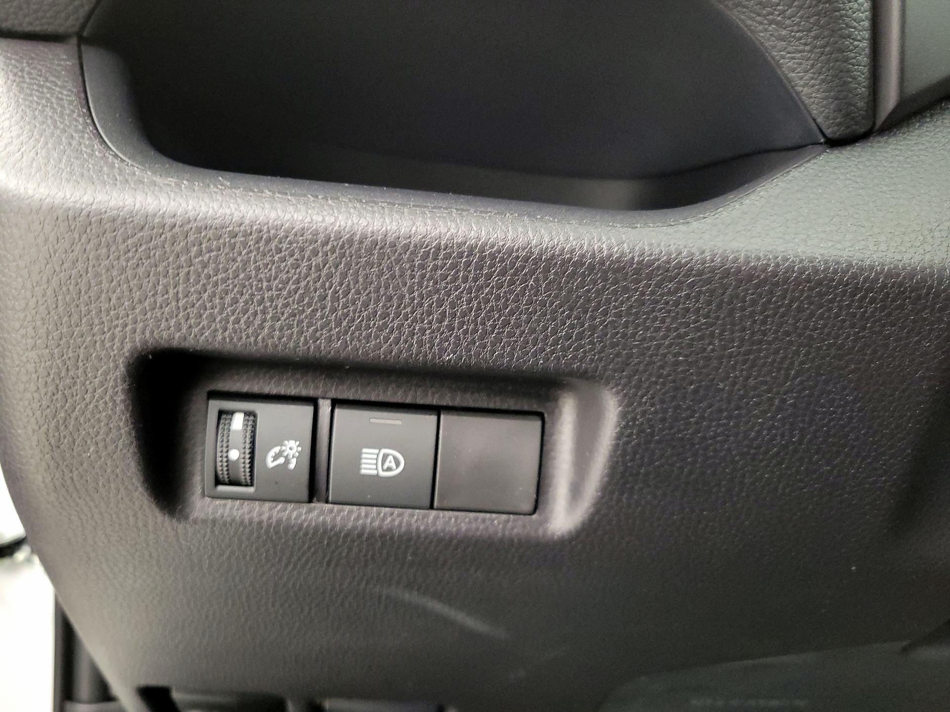 Thumbnail: 2025 Toyota RAV4 - 13