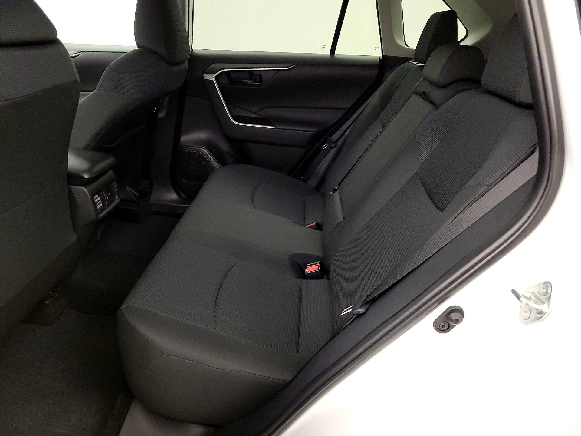 Thumbnail: 2025 Toyota RAV4 - 19