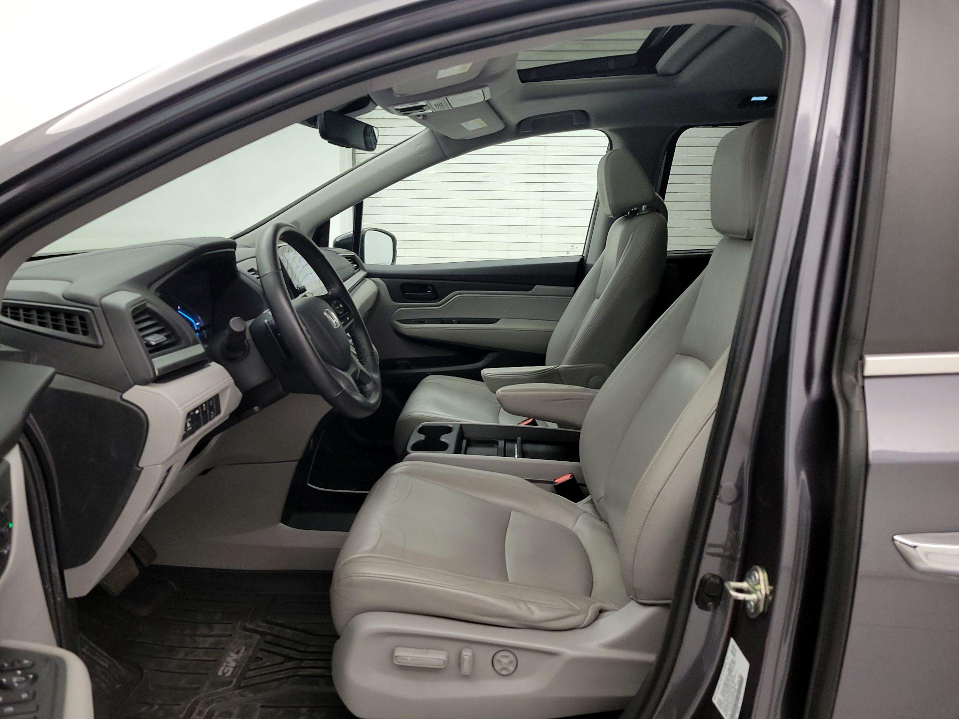 Thumbnail: 2020 Honda Odyssey - 11