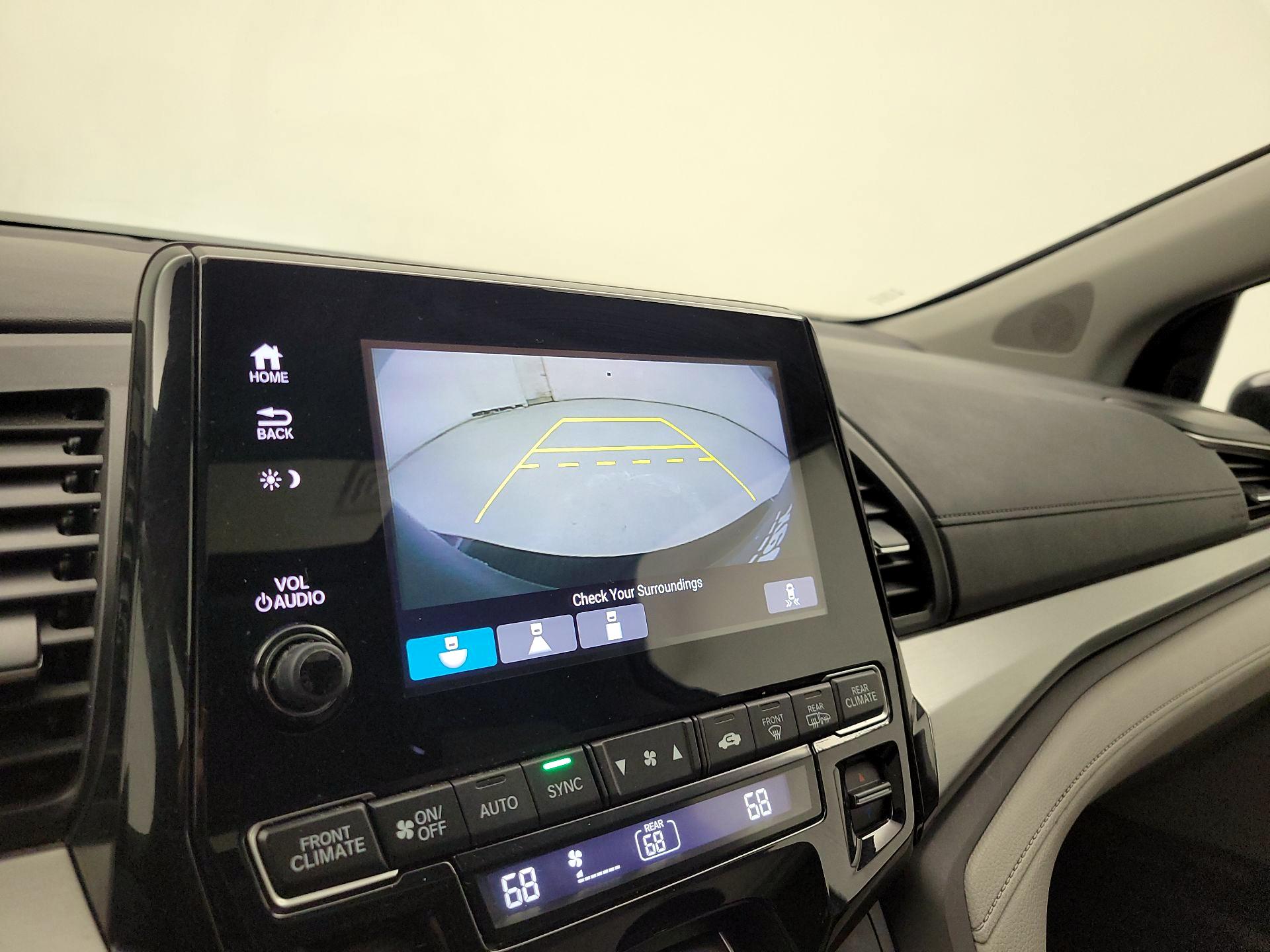 Thumbnail: 2020 Honda Odyssey - 14