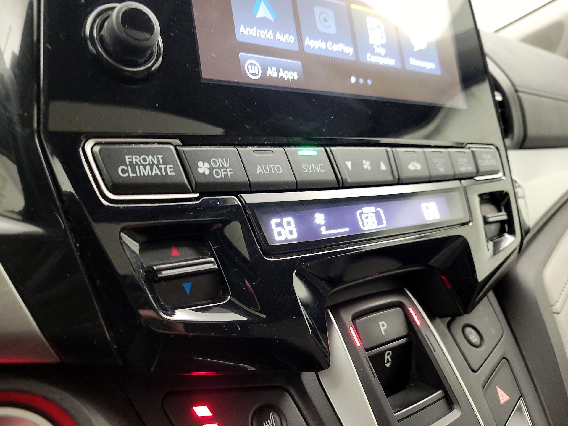 Thumbnail: 2020 Honda Odyssey - 16