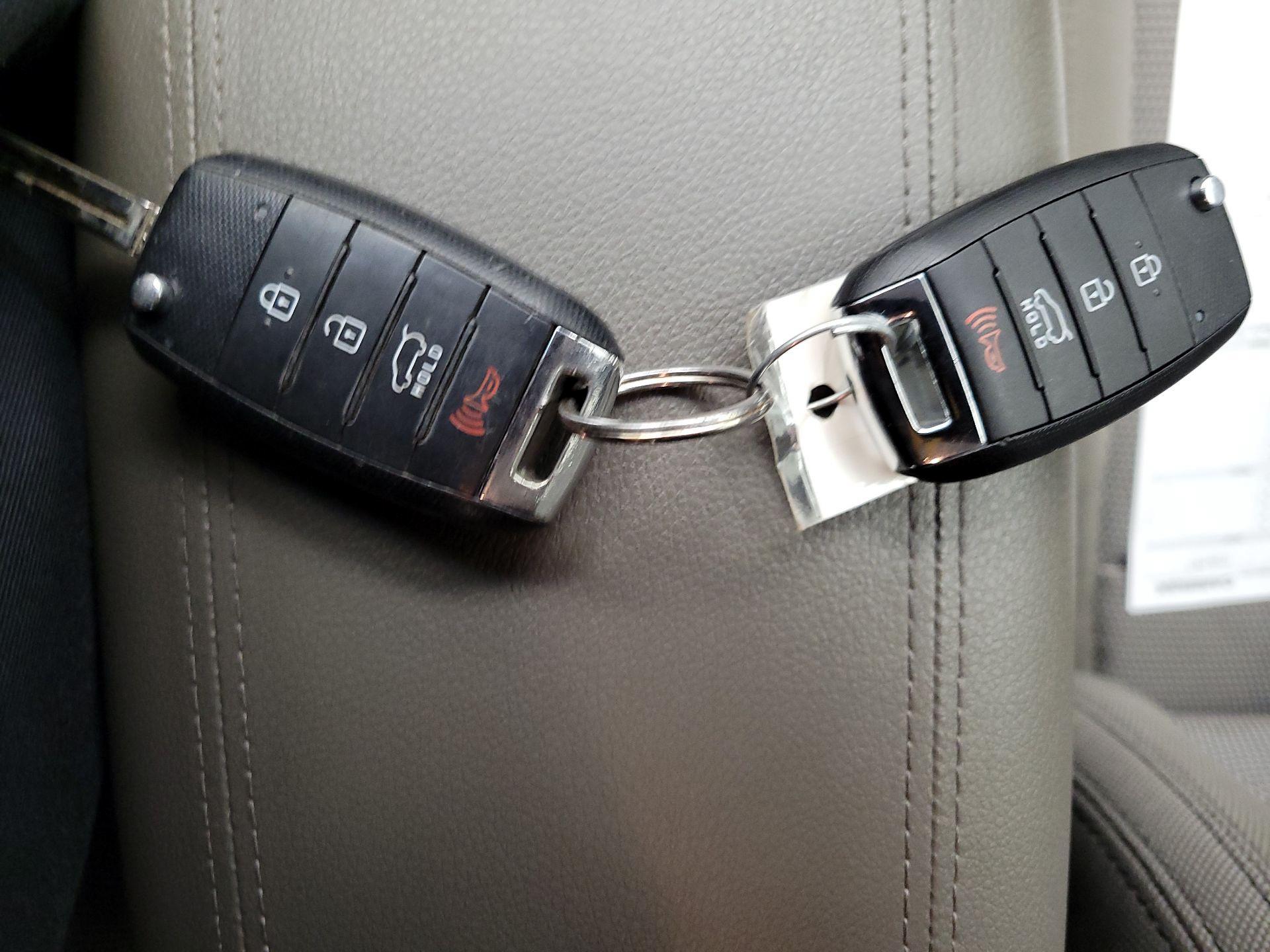 Thumbnail: 2014 Kia Sportage - 18