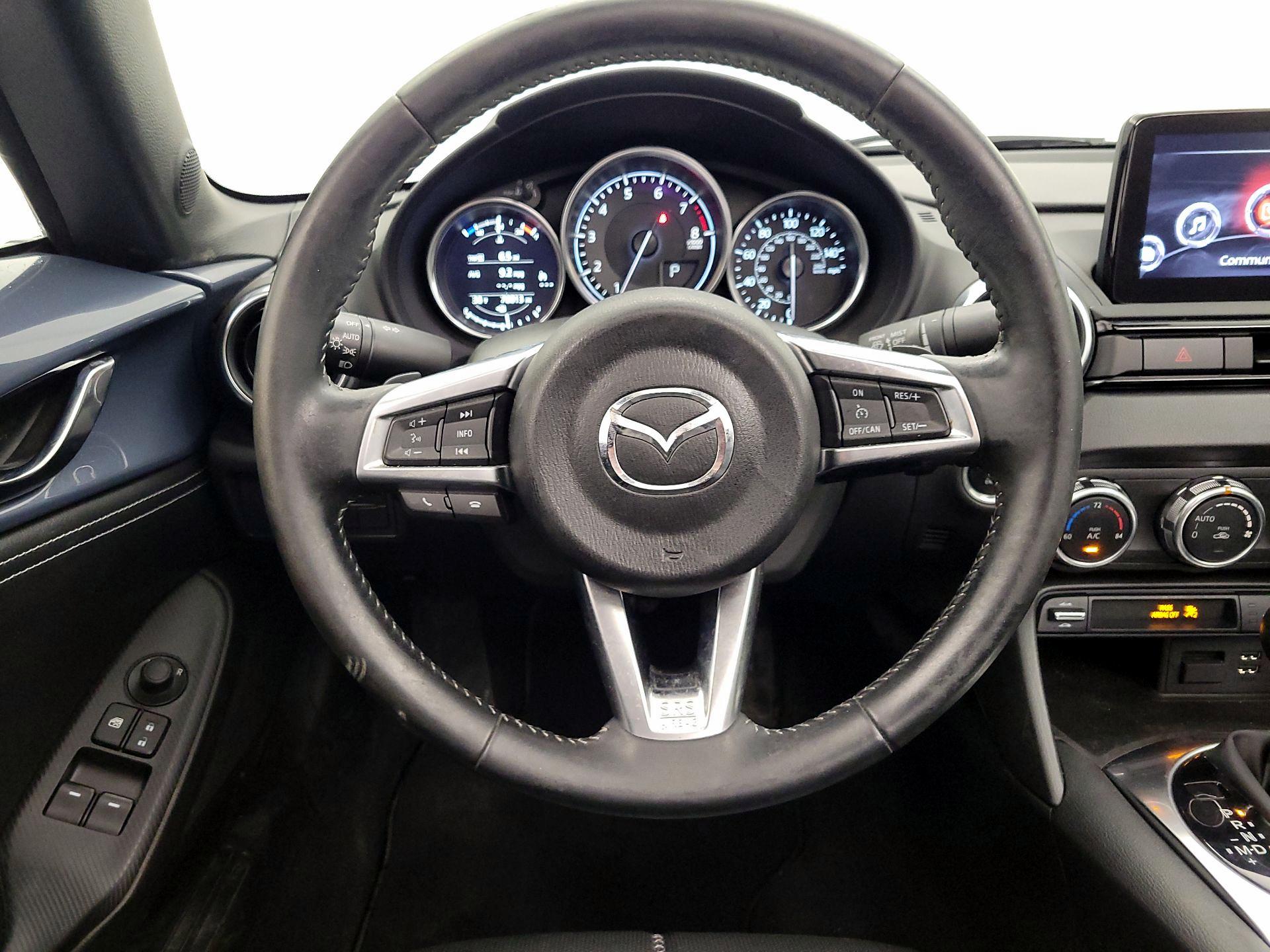 Thumbnail: 2021 Mazda MX-5 Miata - 10