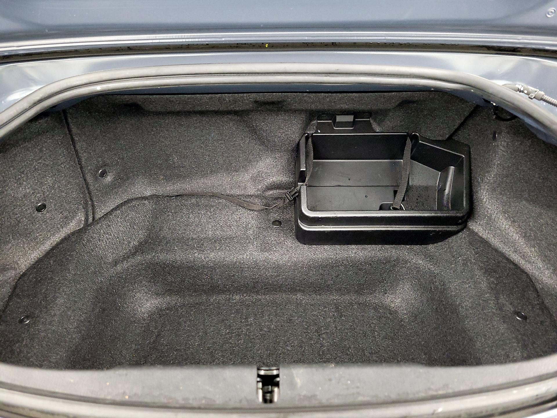 Thumbnail: 2021 Mazda MX-5 Miata - 20