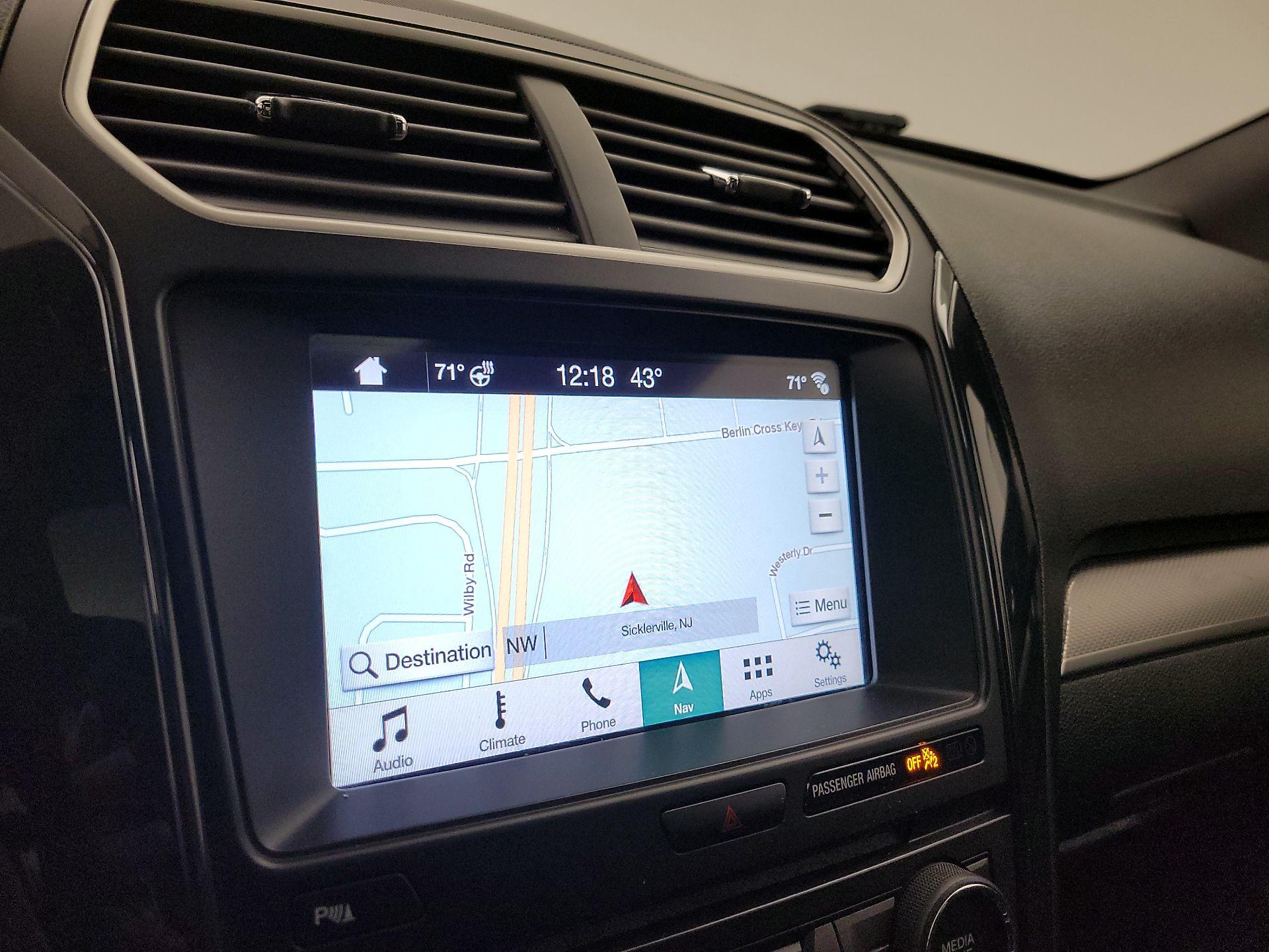 Thumbnail: 2018 Ford Explorer - 14