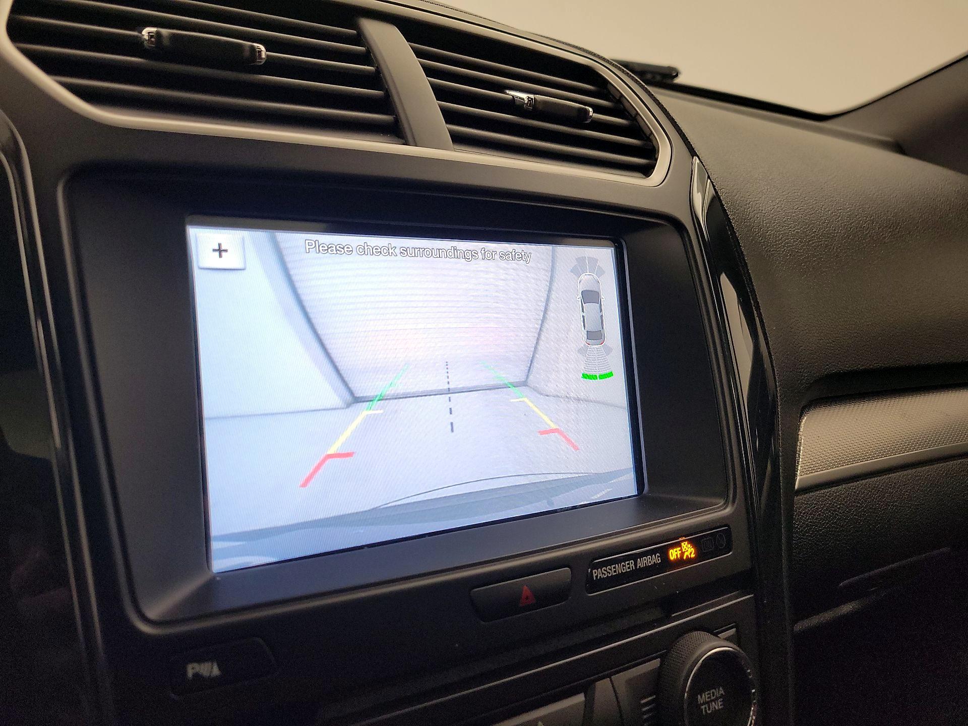 Thumbnail: 2018 Ford Explorer - 15