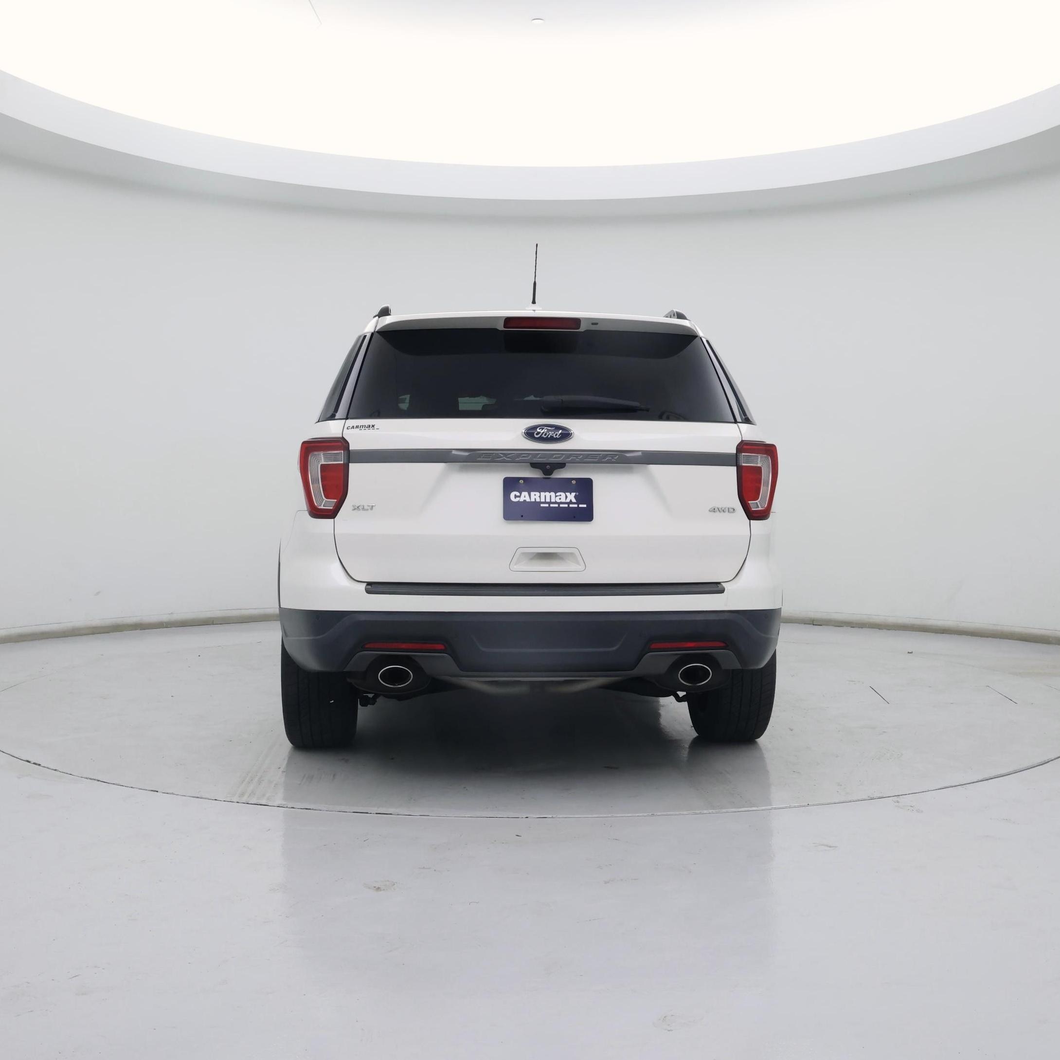 Thumbnail: 2018 Ford Explorer - 6