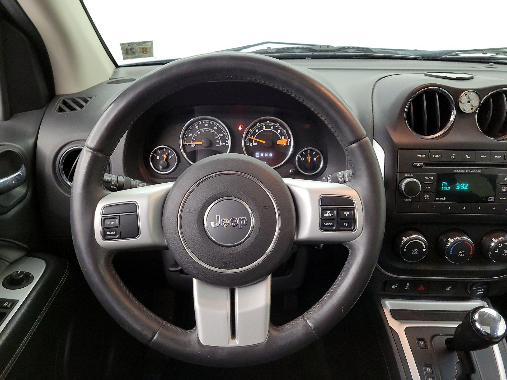 Thumbnail: 2016 Jeep Compass - 10