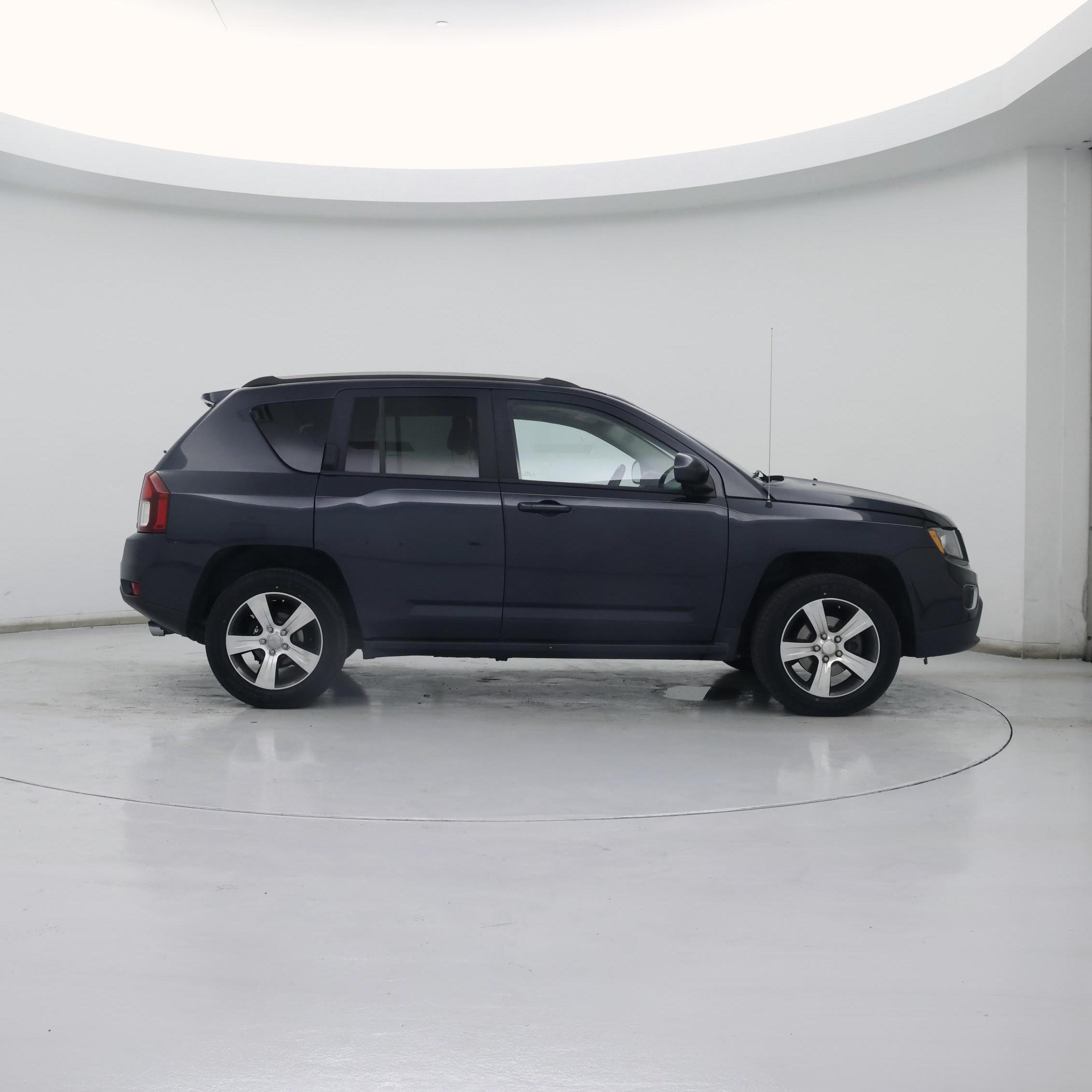 Thumbnail: 2016 Jeep Compass - 7