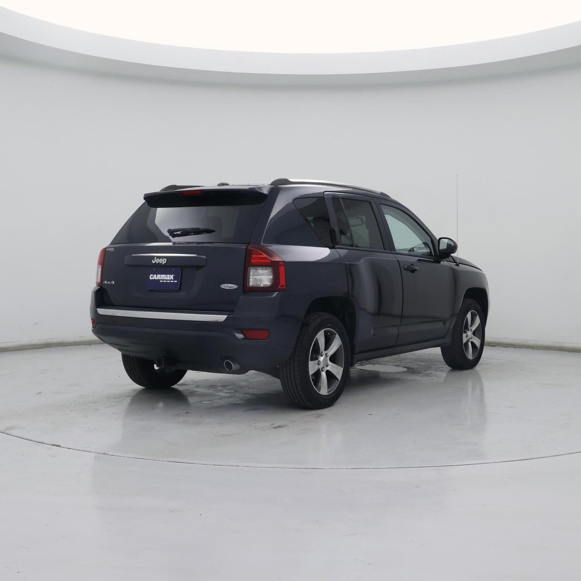 Thumbnail: 2016 Jeep Compass - 8