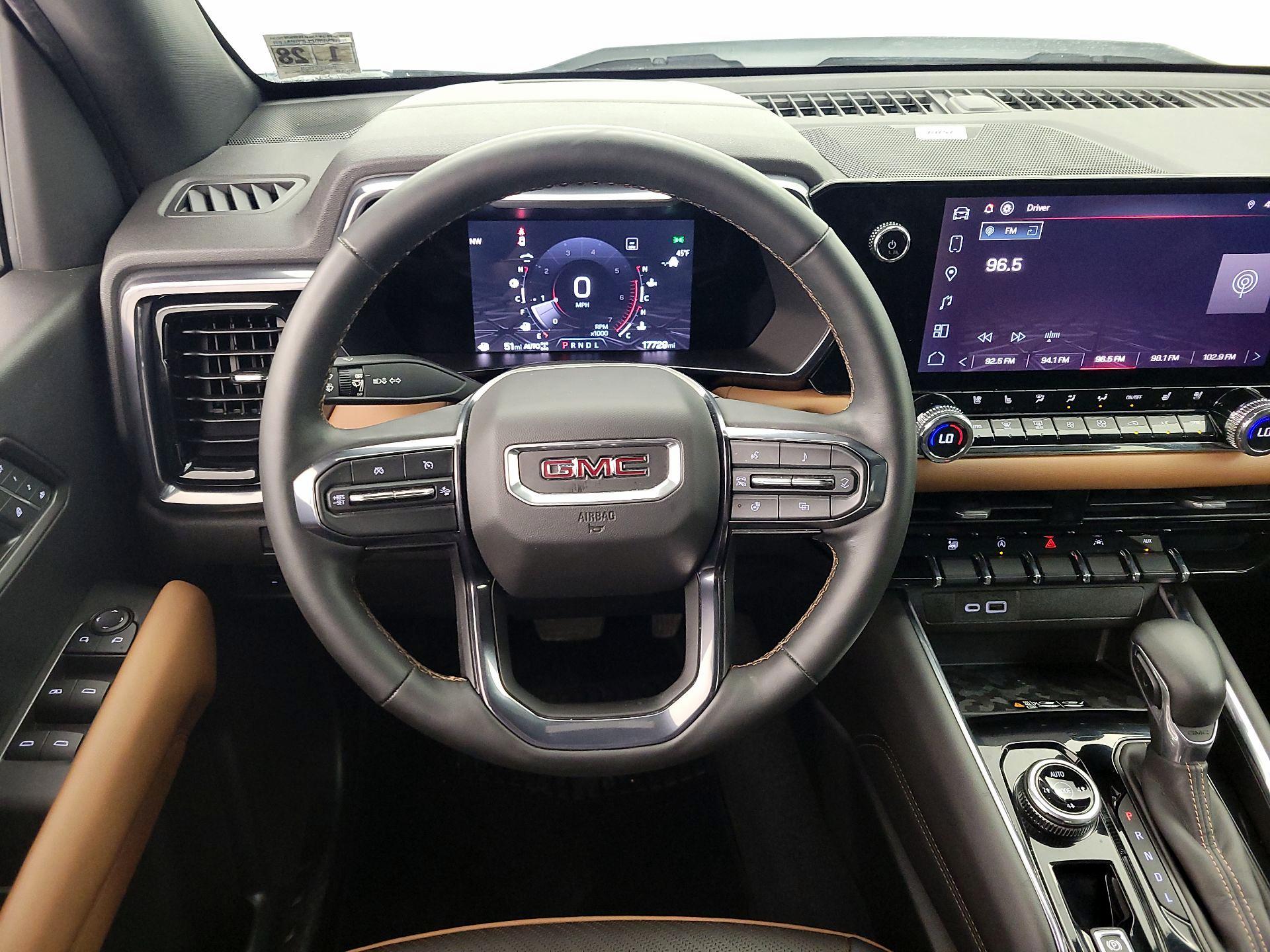 Thumbnail: 2023 GMC Canyon - 10