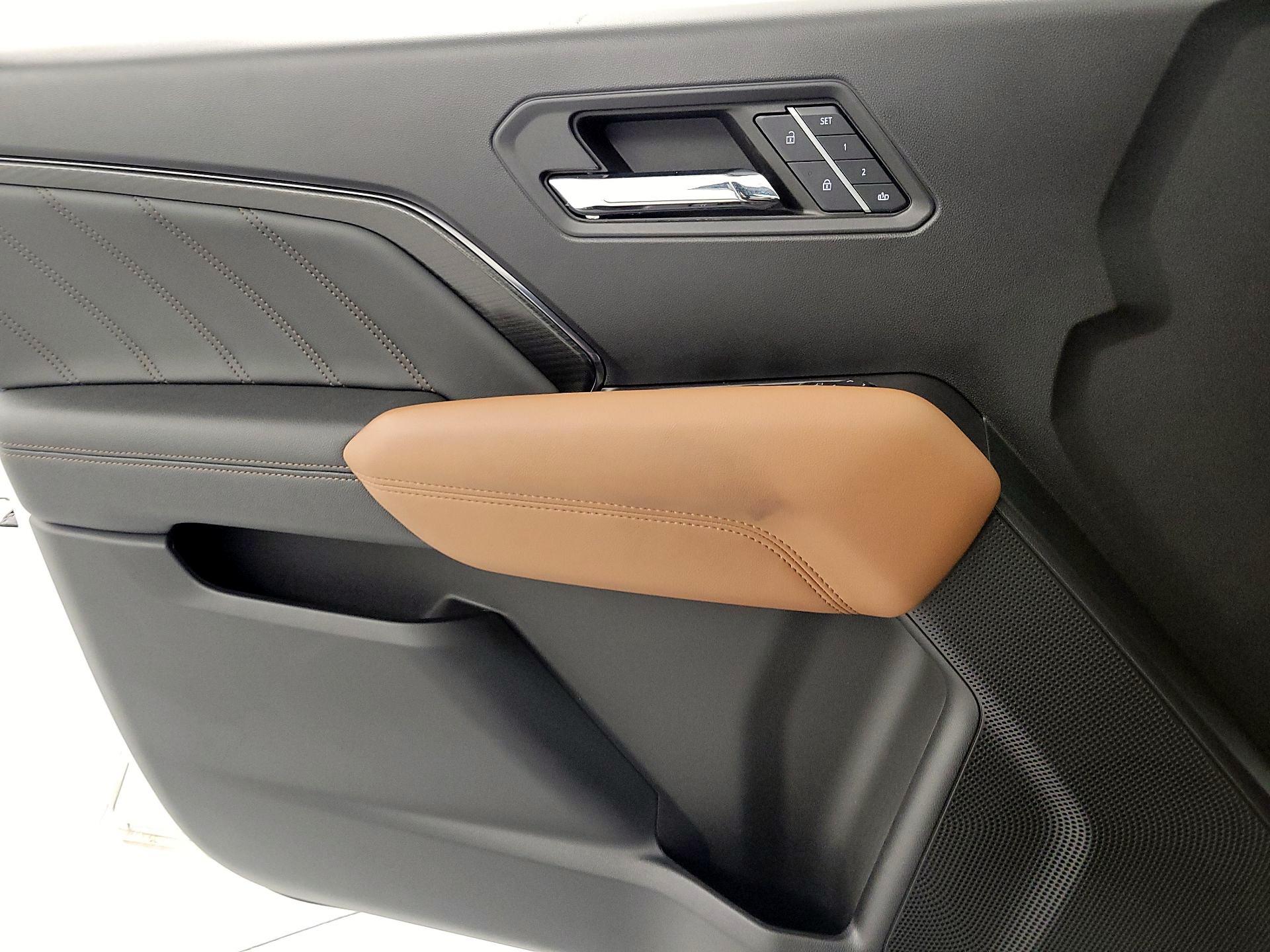 Thumbnail: 2023 GMC Canyon - 12