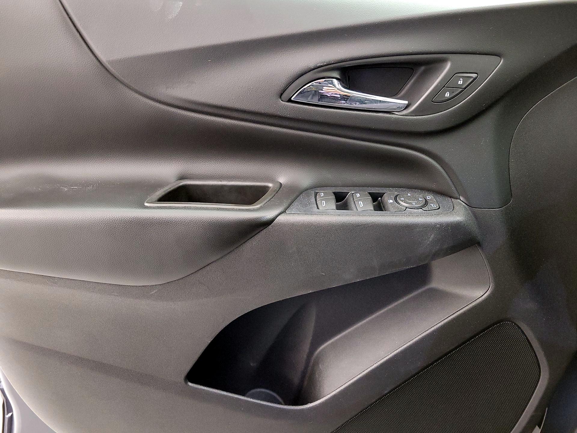 Thumbnail: 2018 Chevrolet Equinox - 12