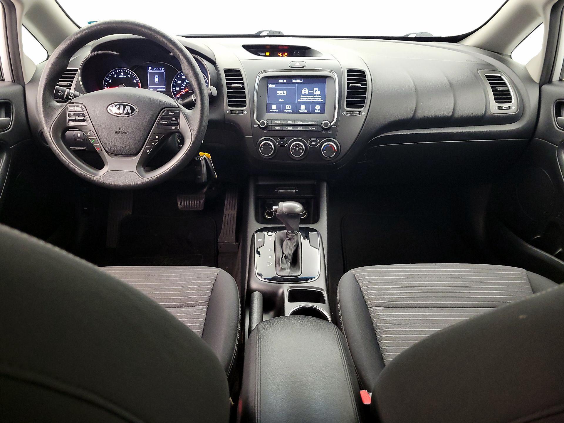 Thumbnail: 2018 Kia Forte - 9