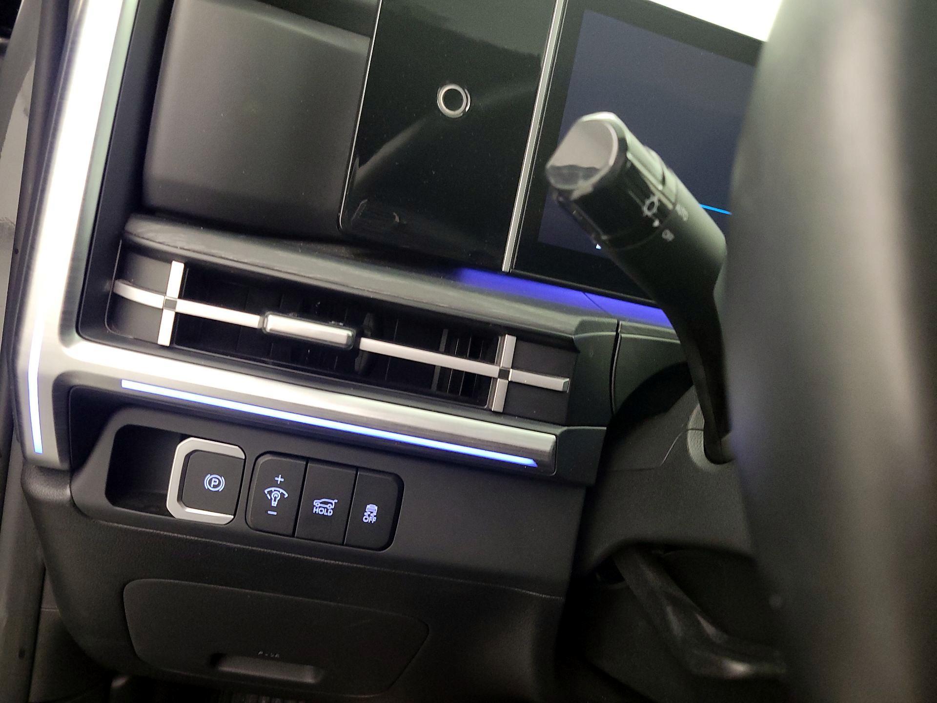 Thumbnail: 2024 Hyundai Santa Fe - 13