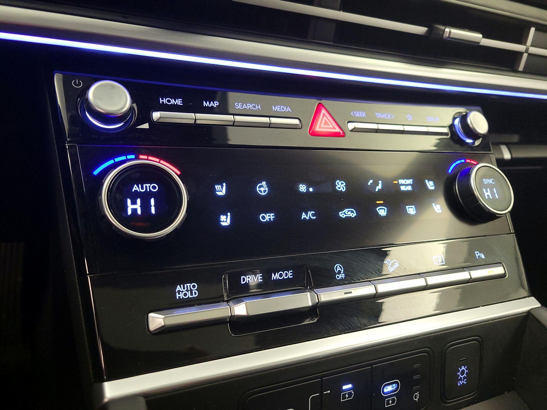 Thumbnail: 2024 Hyundai Santa Fe - 17