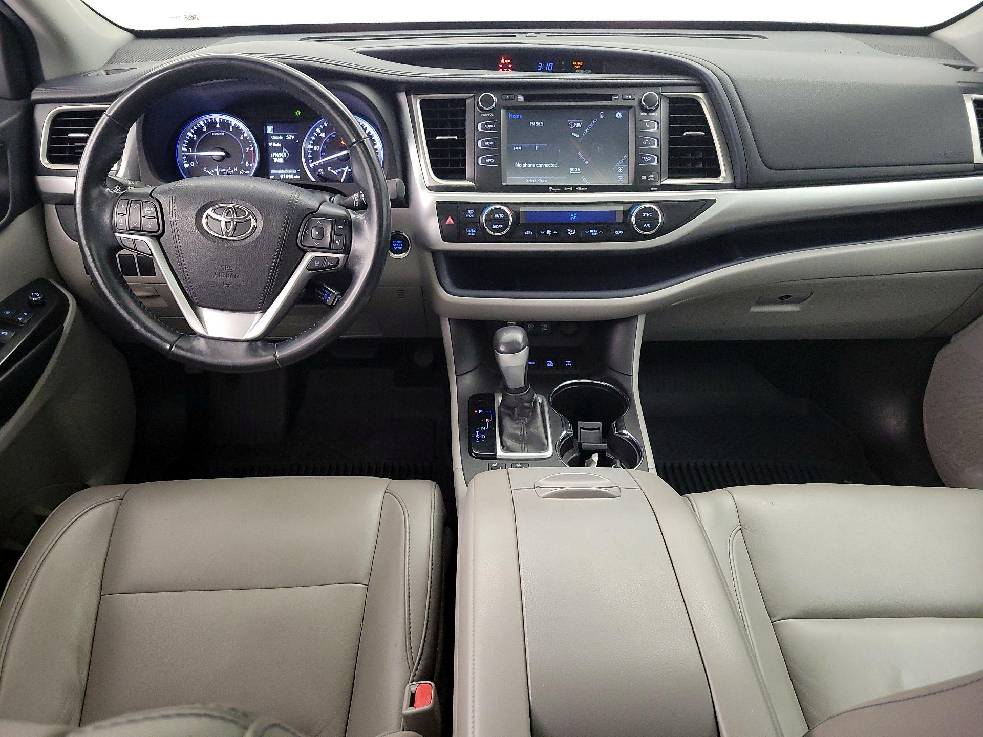 Thumbnail: 2017 Toyota Highlander - 9