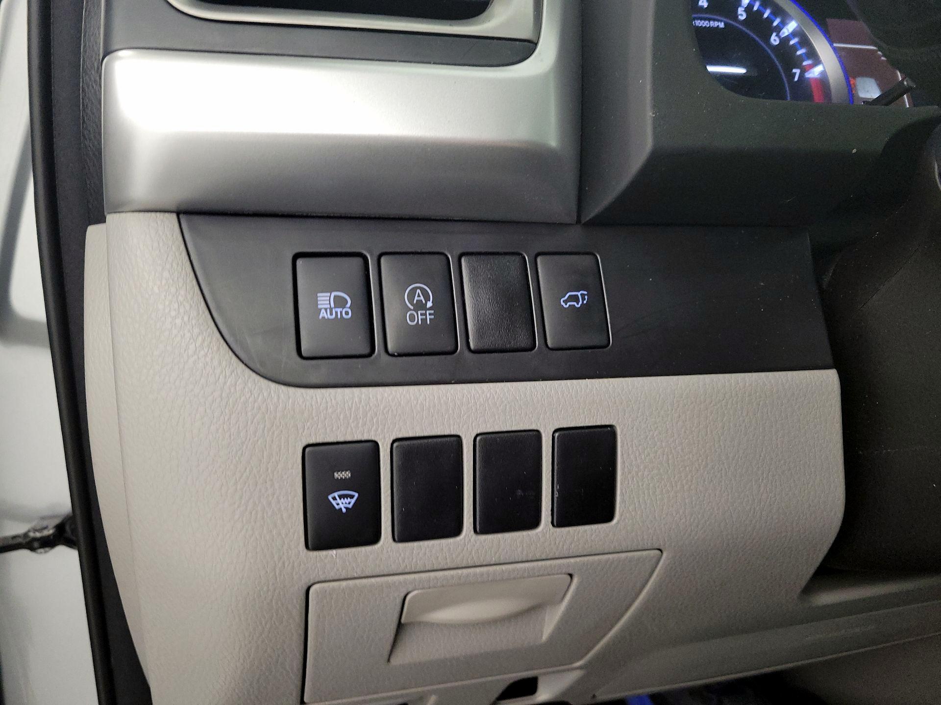 Thumbnail: 2017 Toyota Highlander - 13
