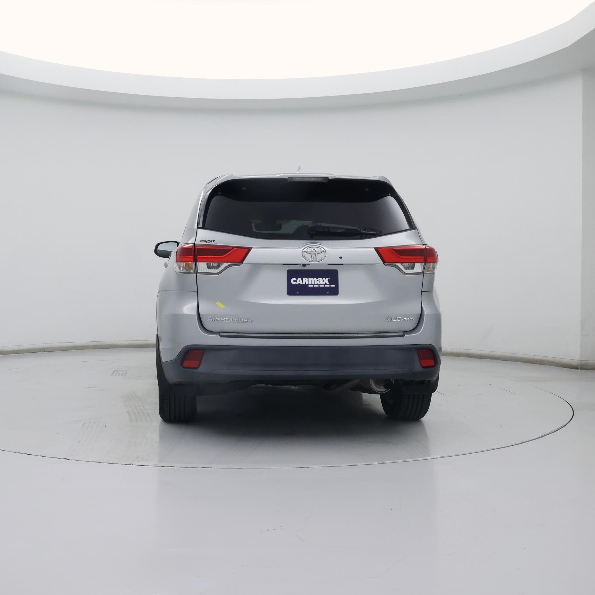 Thumbnail: 2017 Toyota Highlander - 6