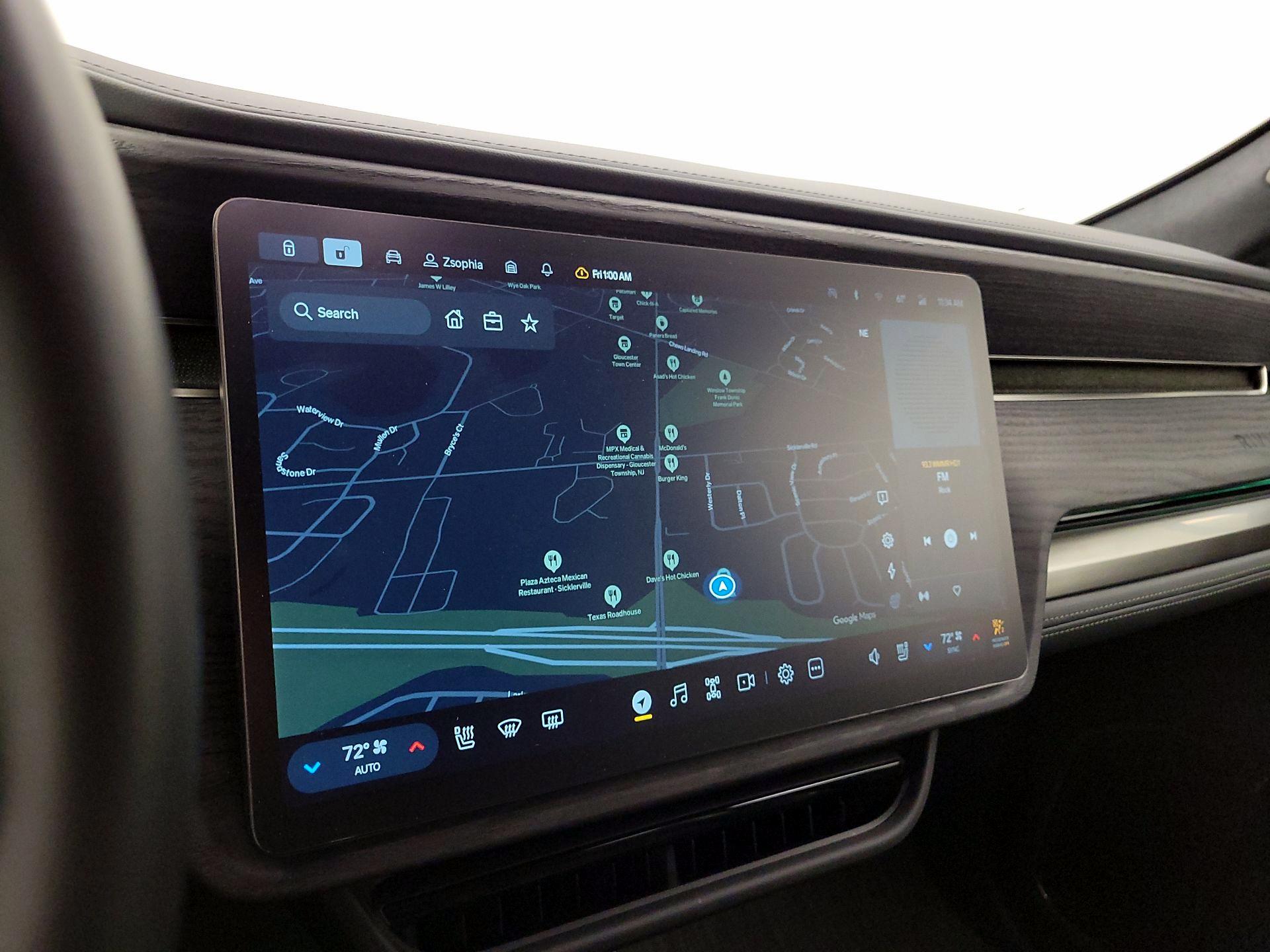 Thumbnail: 2023 Rivian R1S - 13