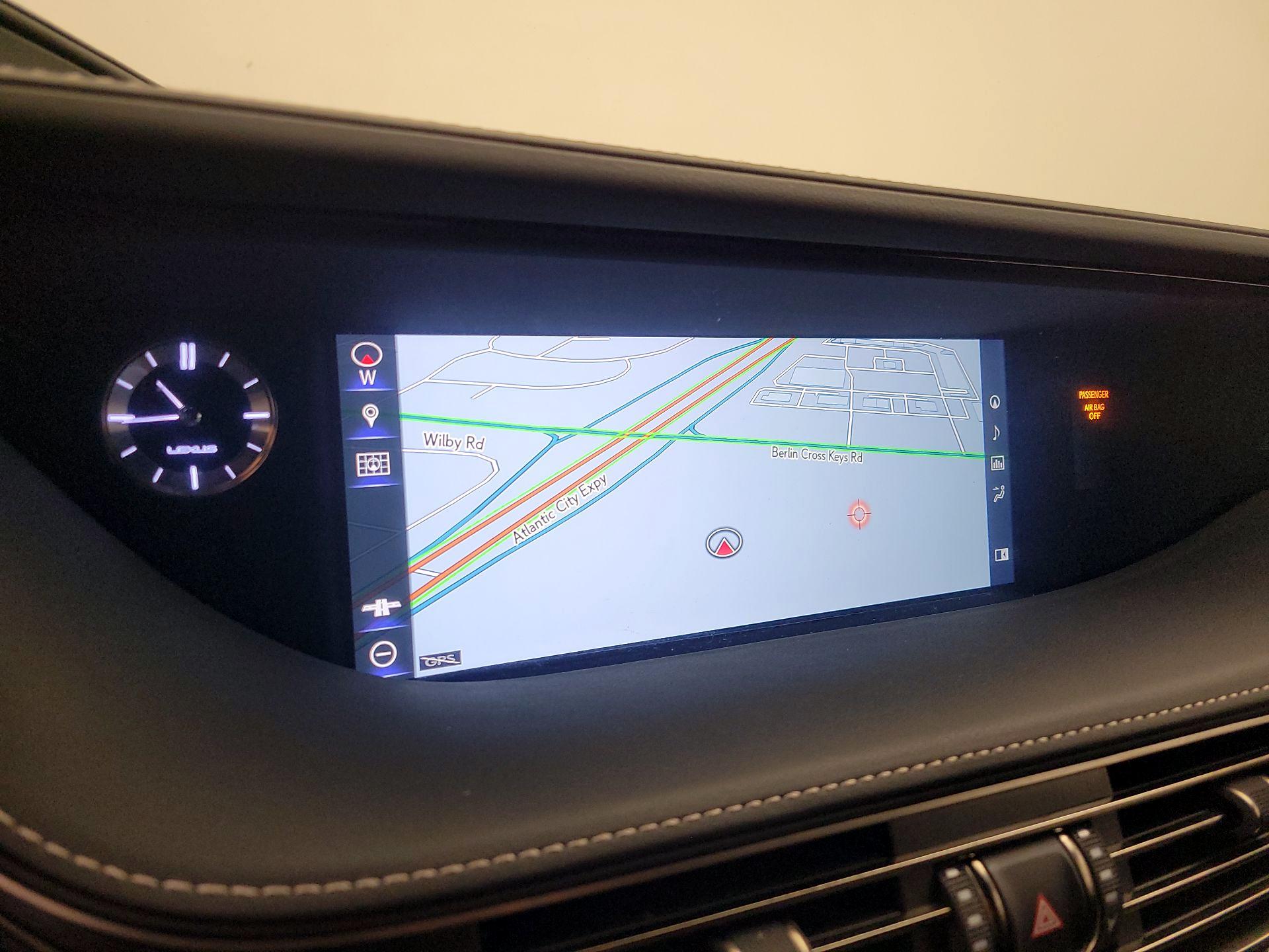 Thumbnail: 2019 Lexus LS - 14