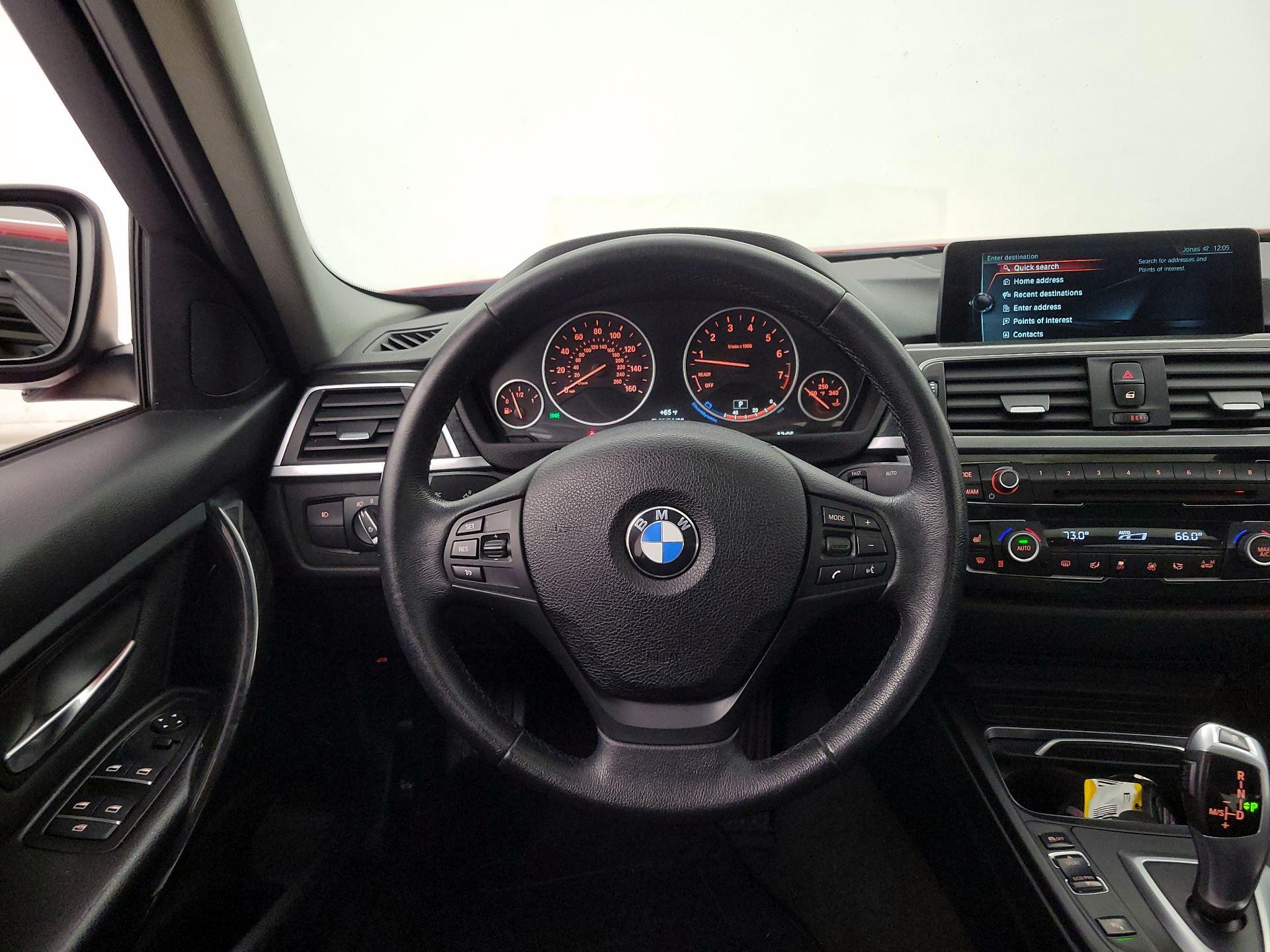 Thumbnail: 2017 BMW 3 Series - 10