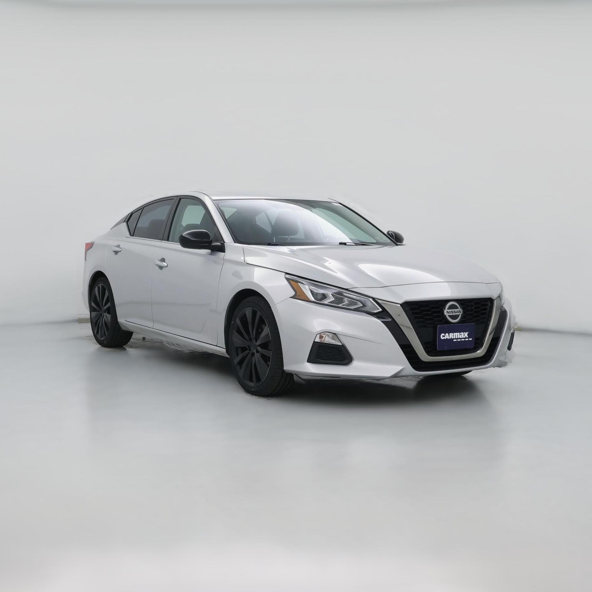 Thumbnail: 2020 Nissan Altima - 1
