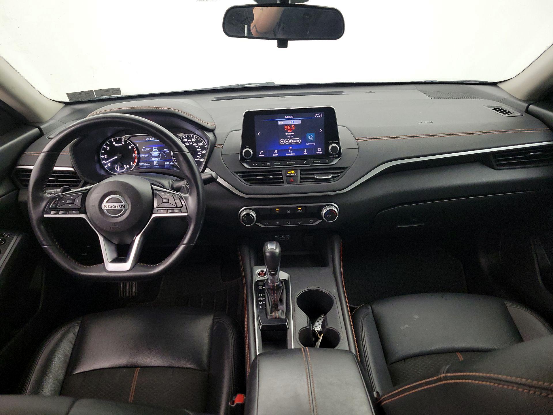 Thumbnail: 2020 Nissan Altima - 9