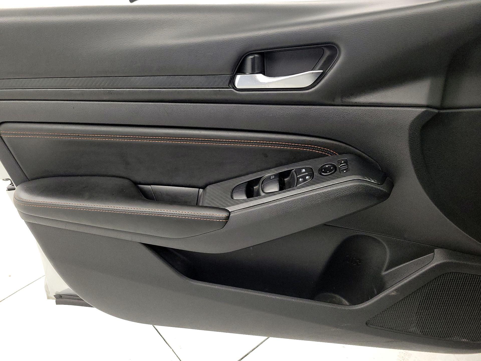 Thumbnail: 2020 Nissan Altima - 12