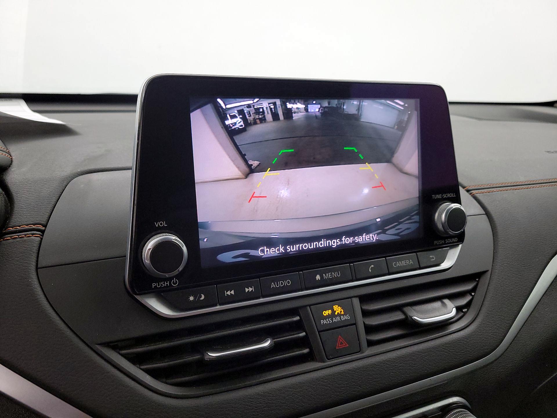 Thumbnail: 2020 Nissan Altima - 14