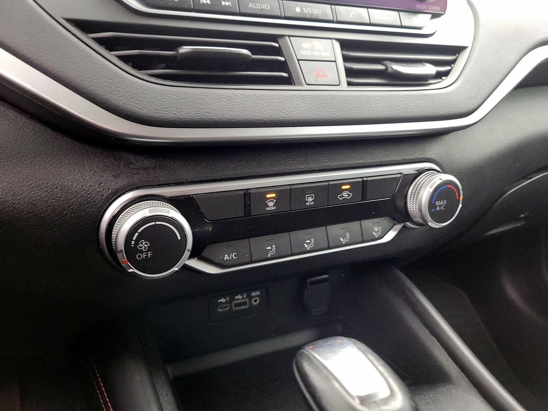 Thumbnail: 2020 Nissan Altima - 16