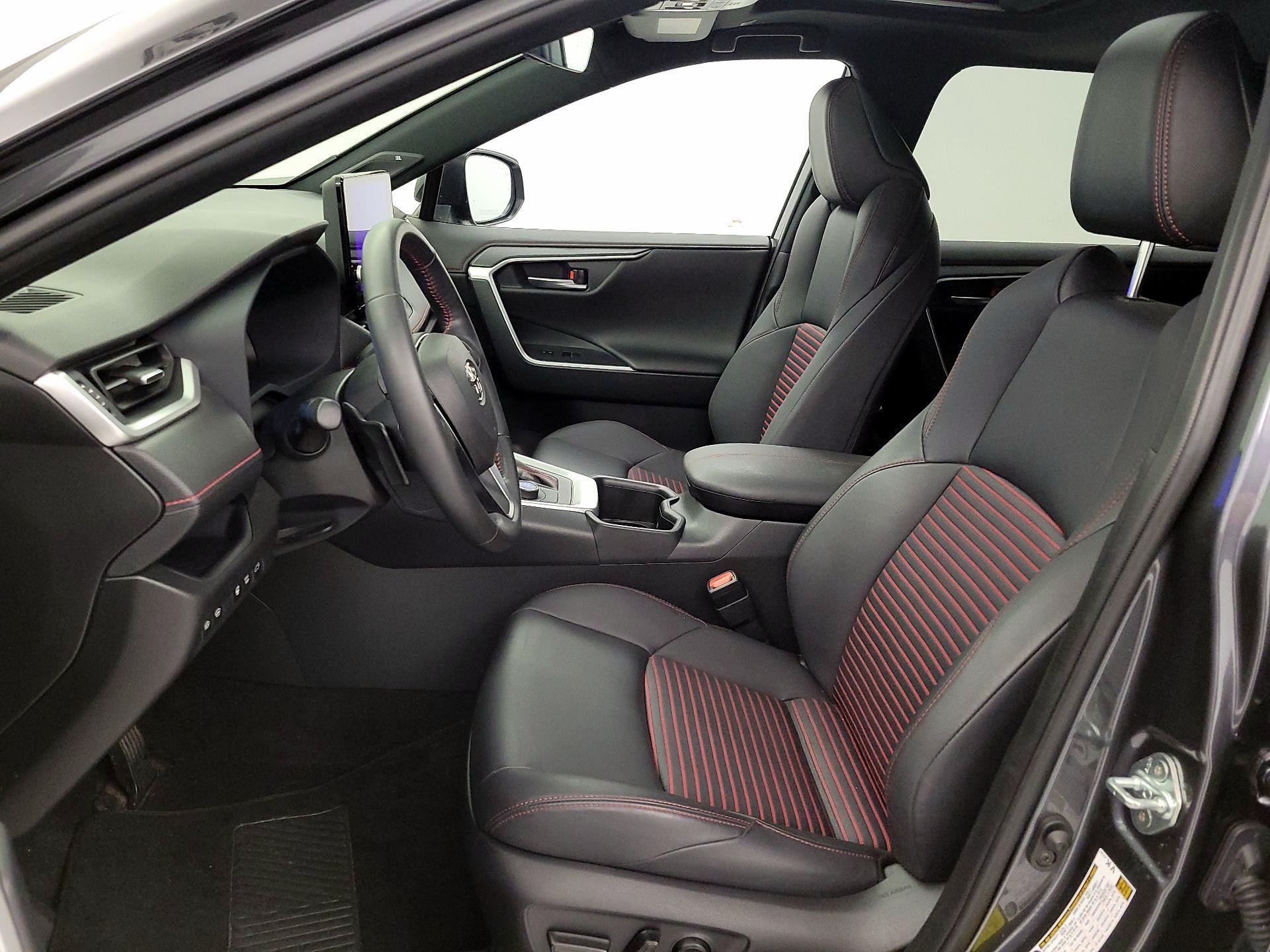 Thumbnail: 2024 Toyota RAV4 - 11