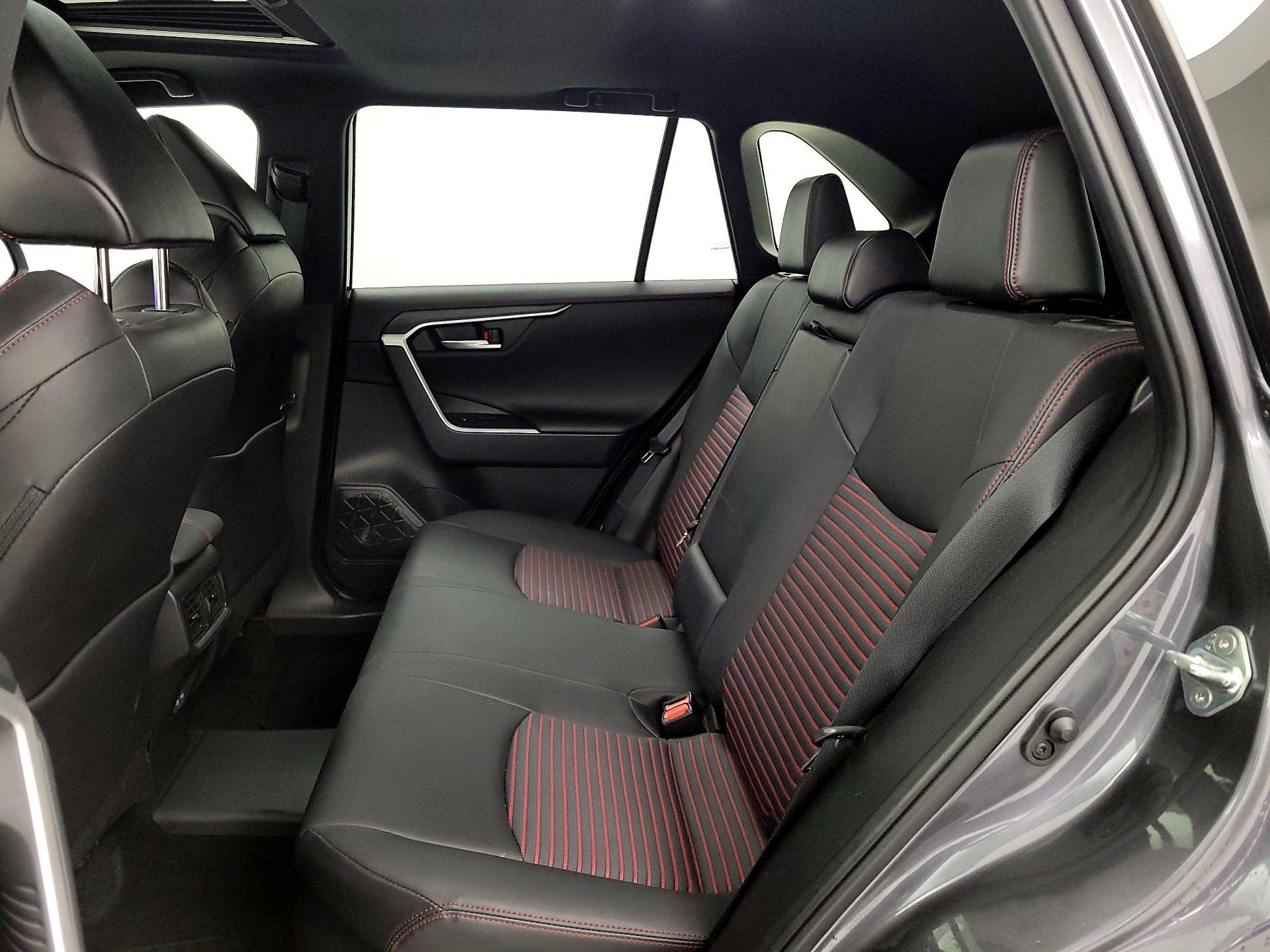 Thumbnail: 2024 Toyota RAV4 - 20