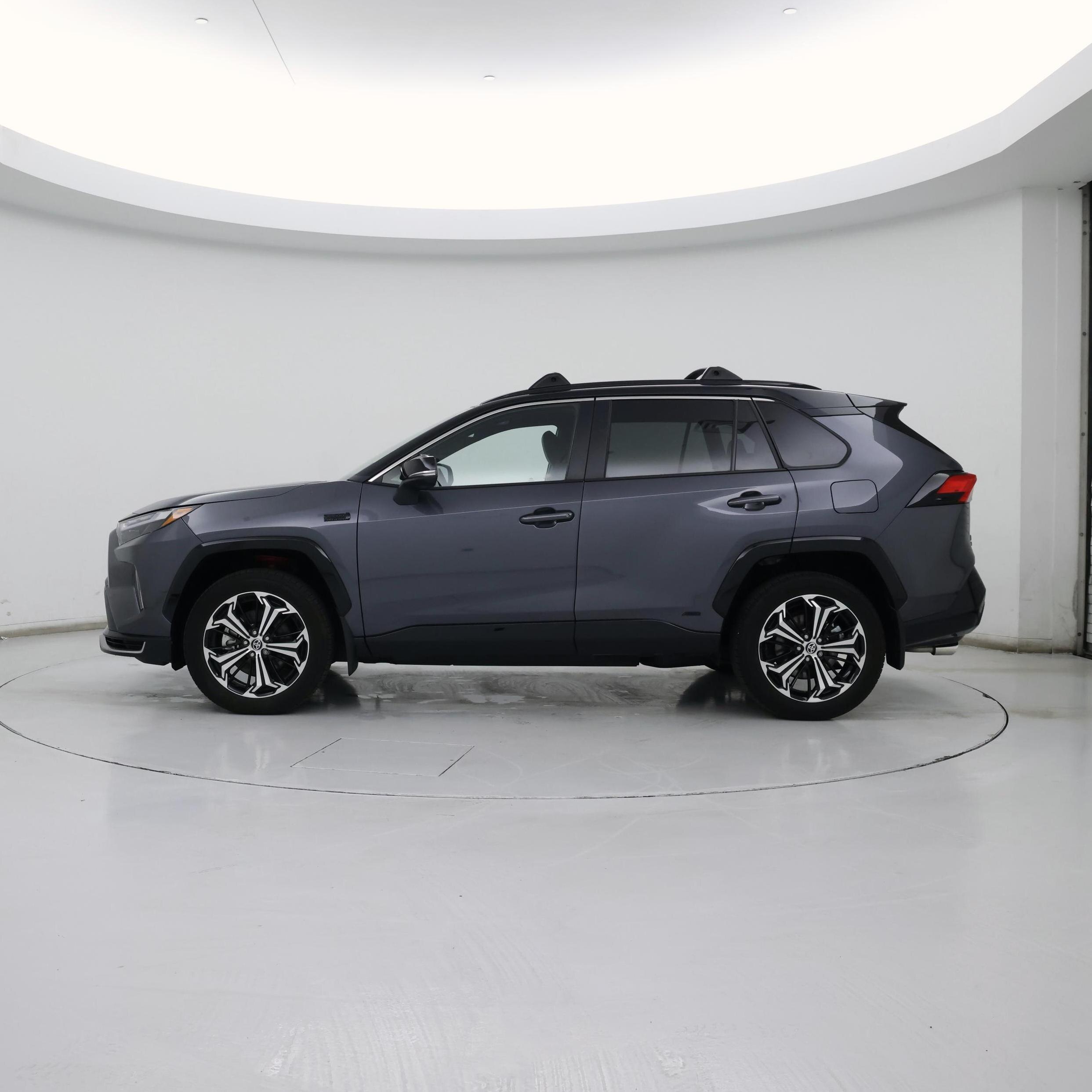 Thumbnail: 2024 Toyota RAV4 - 3