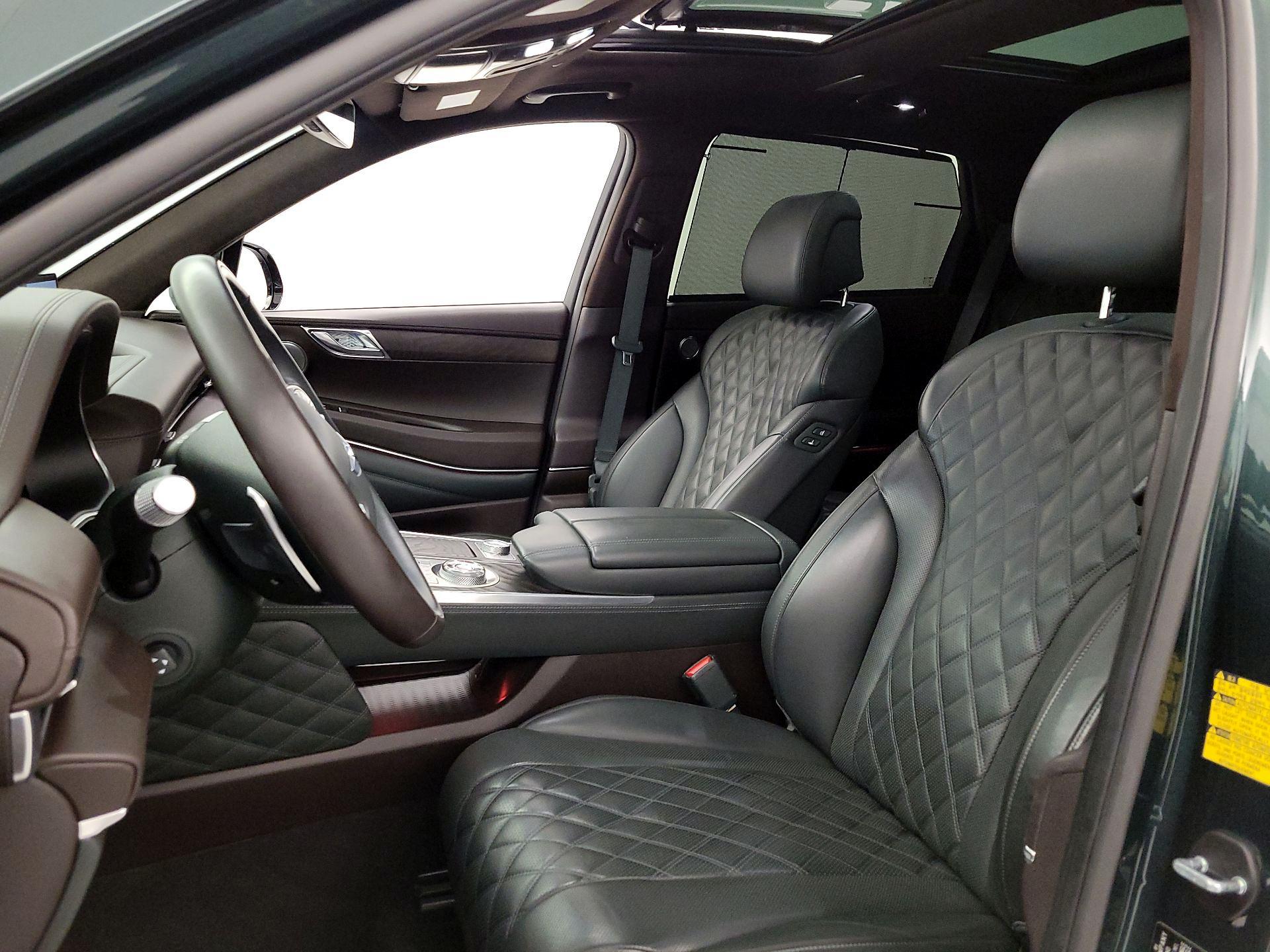 Thumbnail: 2021 Genesis GV80 - 11