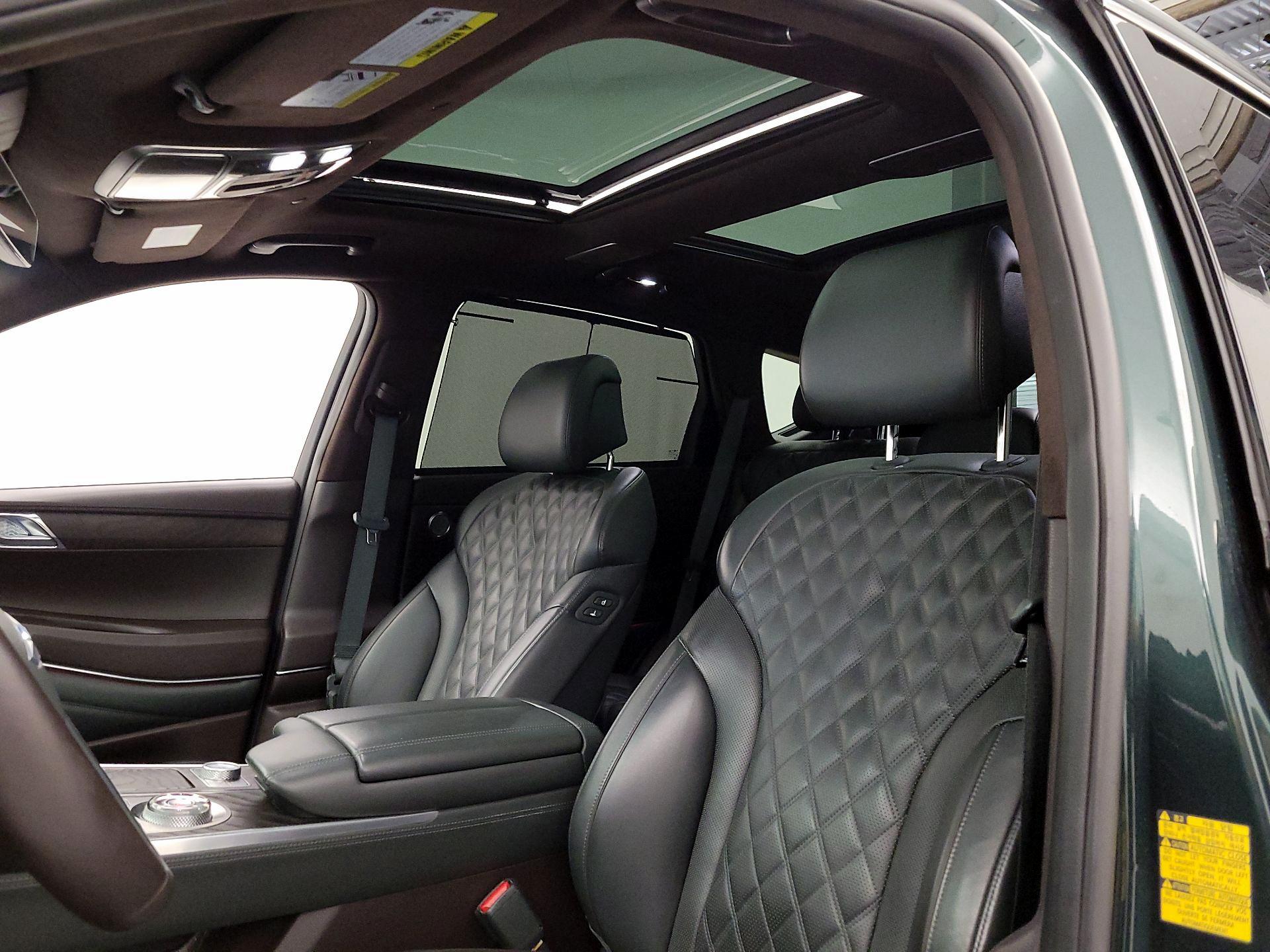 Thumbnail: 2021 Genesis GV80 - 20